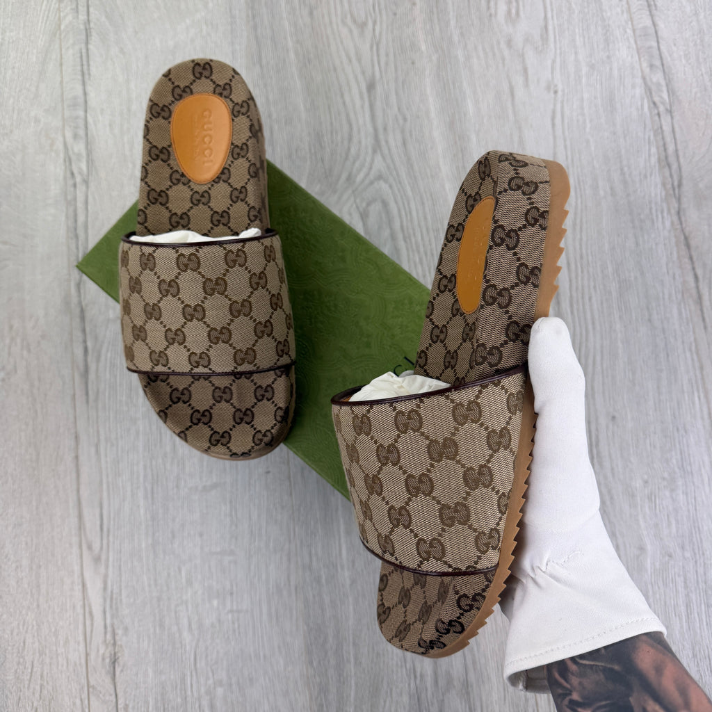 Gucci Men’s Beige GG Canvas Sliders
