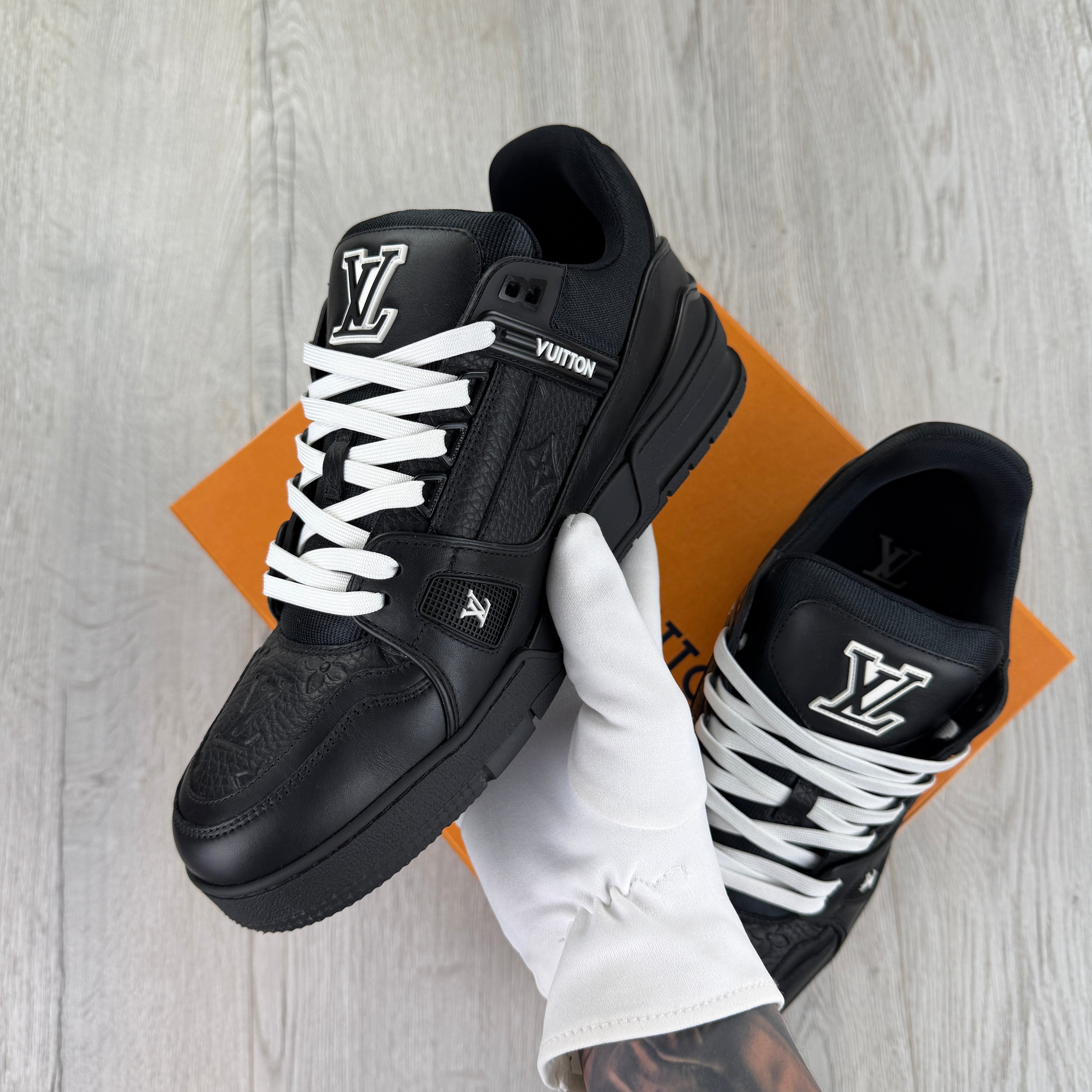 Louis Vuitton Men’s Black & White Trainers - Uk 8.5 (Fit 9)