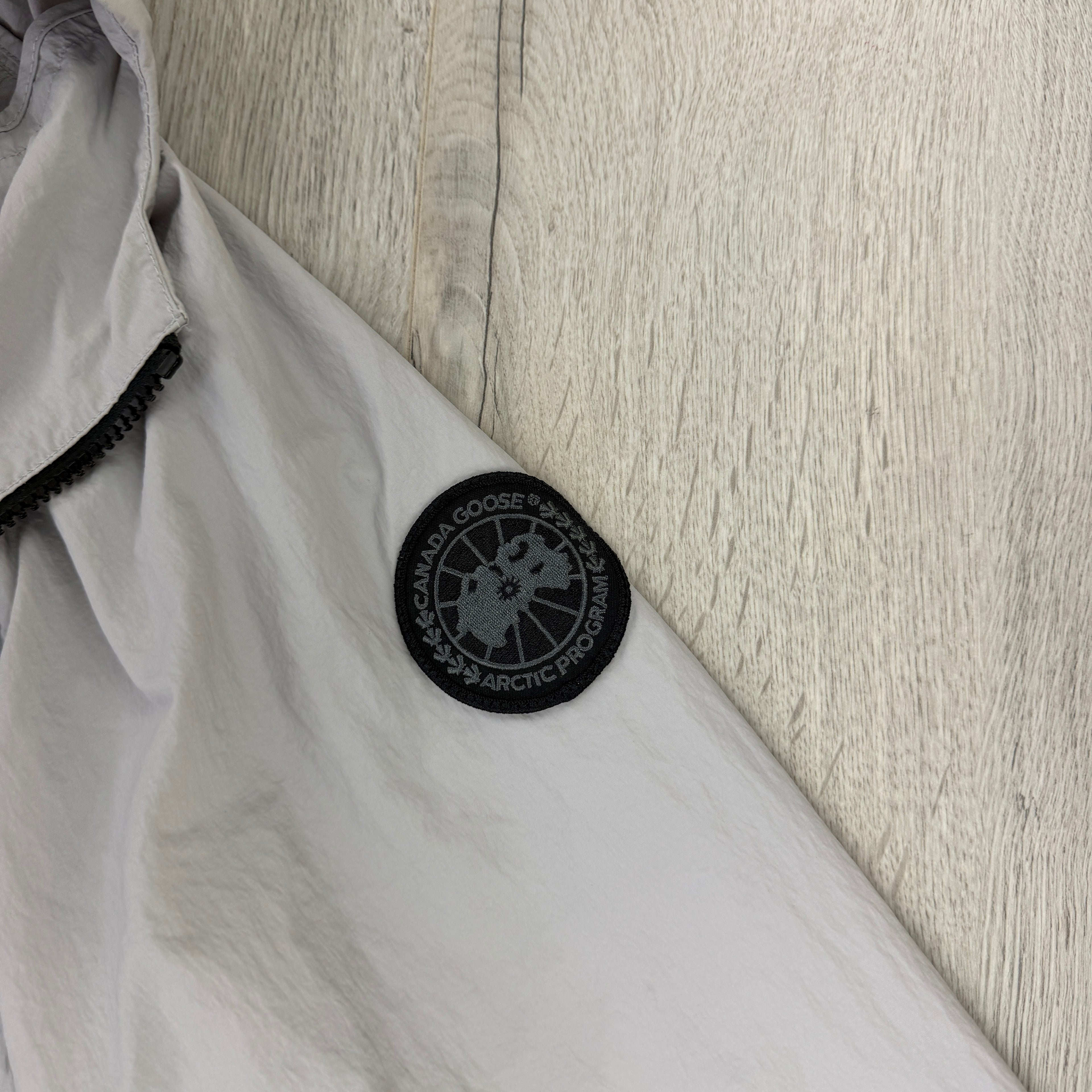 Canada Goose Men’s Light Grey Black Badge Windbreaker Jacket - XL