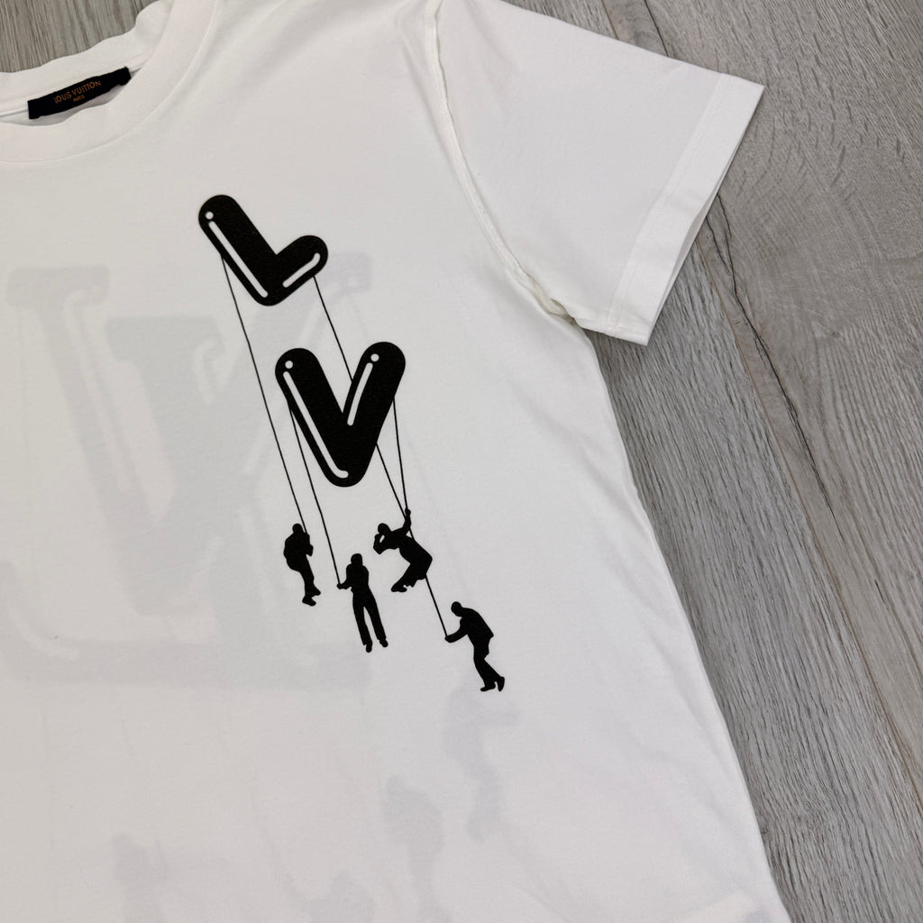 Louis Vuitton Men’s White T-shirt - Medium