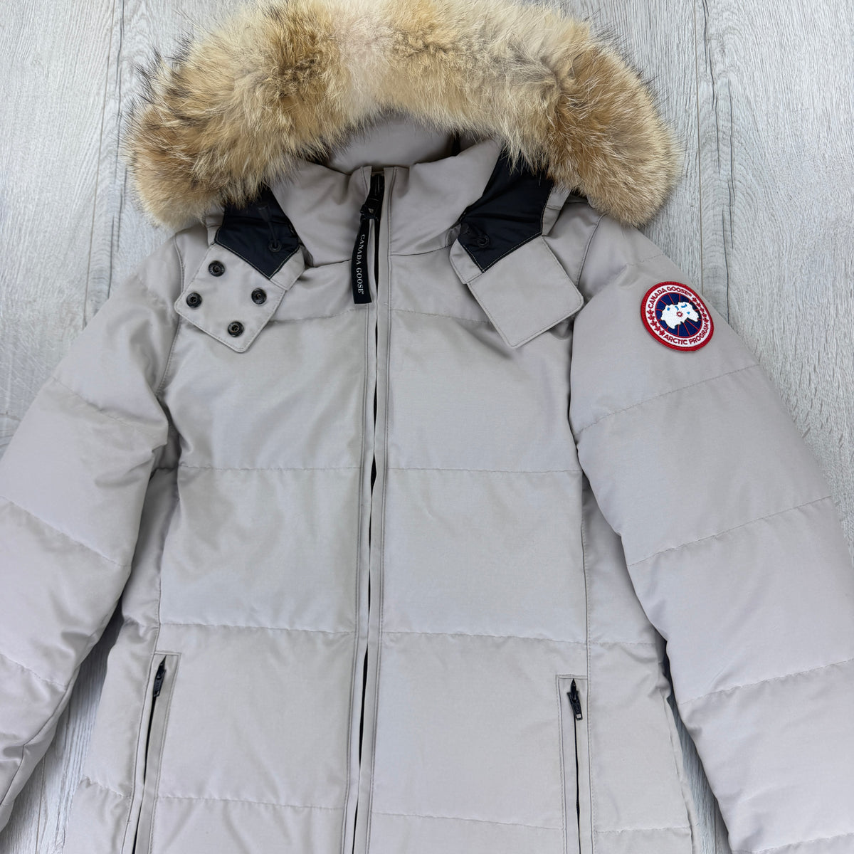 Canada Goose Women’s Stone Chelsea Parker Jacket - Medium