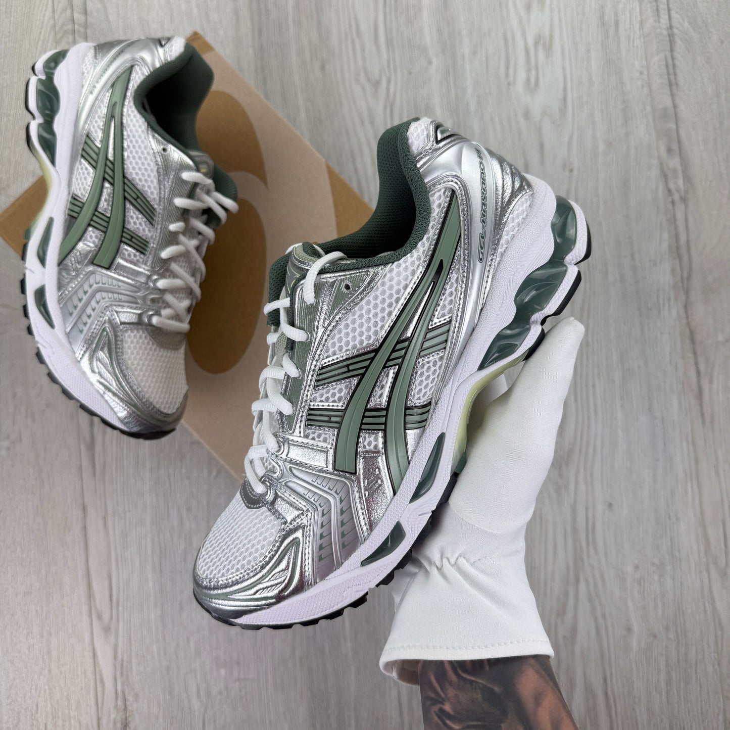 ASICS Men’s Gel-Kayano White / Slate Grey / Green Trainers
