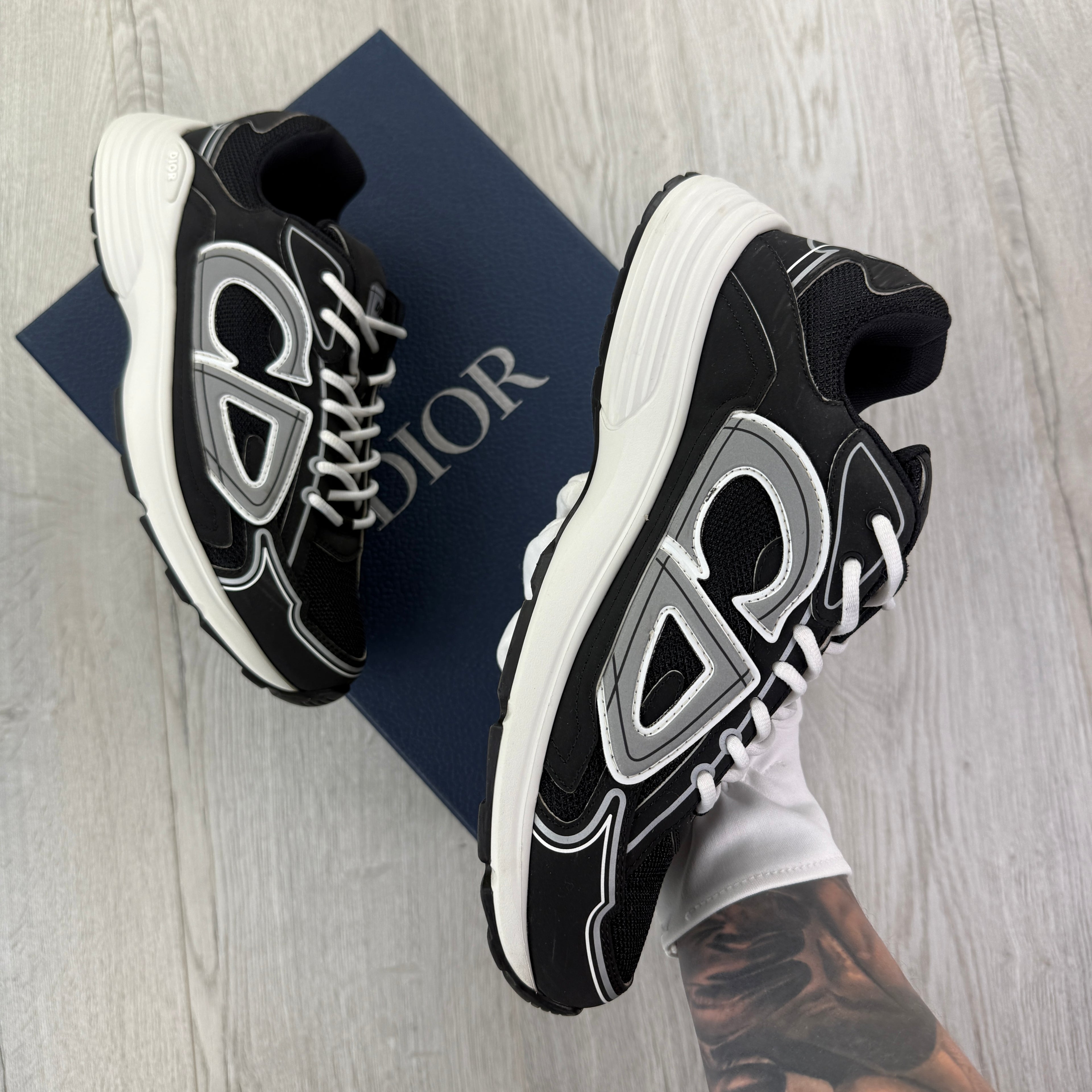 Dior B30 Men’s Black & White Trainers - 42 (Fit Uk 8)