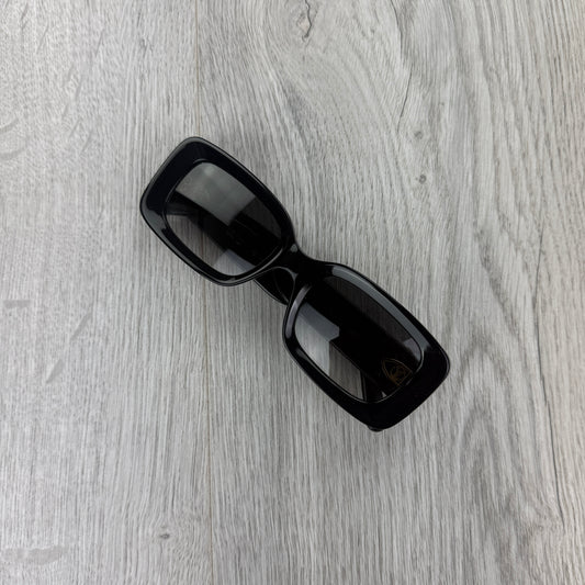 Louis Vuitton Women’s Circle Large Cat Eye Sunglasses