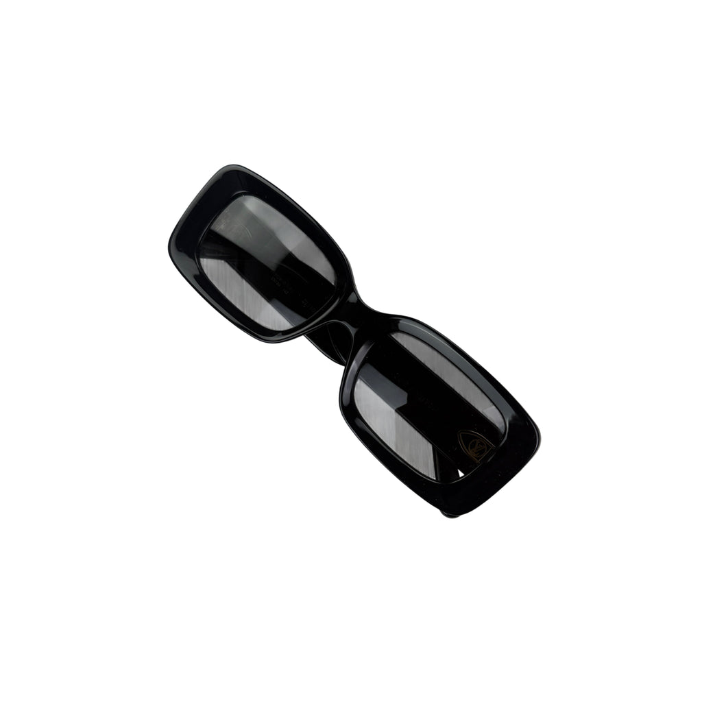 Louis Vuitton Women’s Circle Large Cat Eye Sunglasses