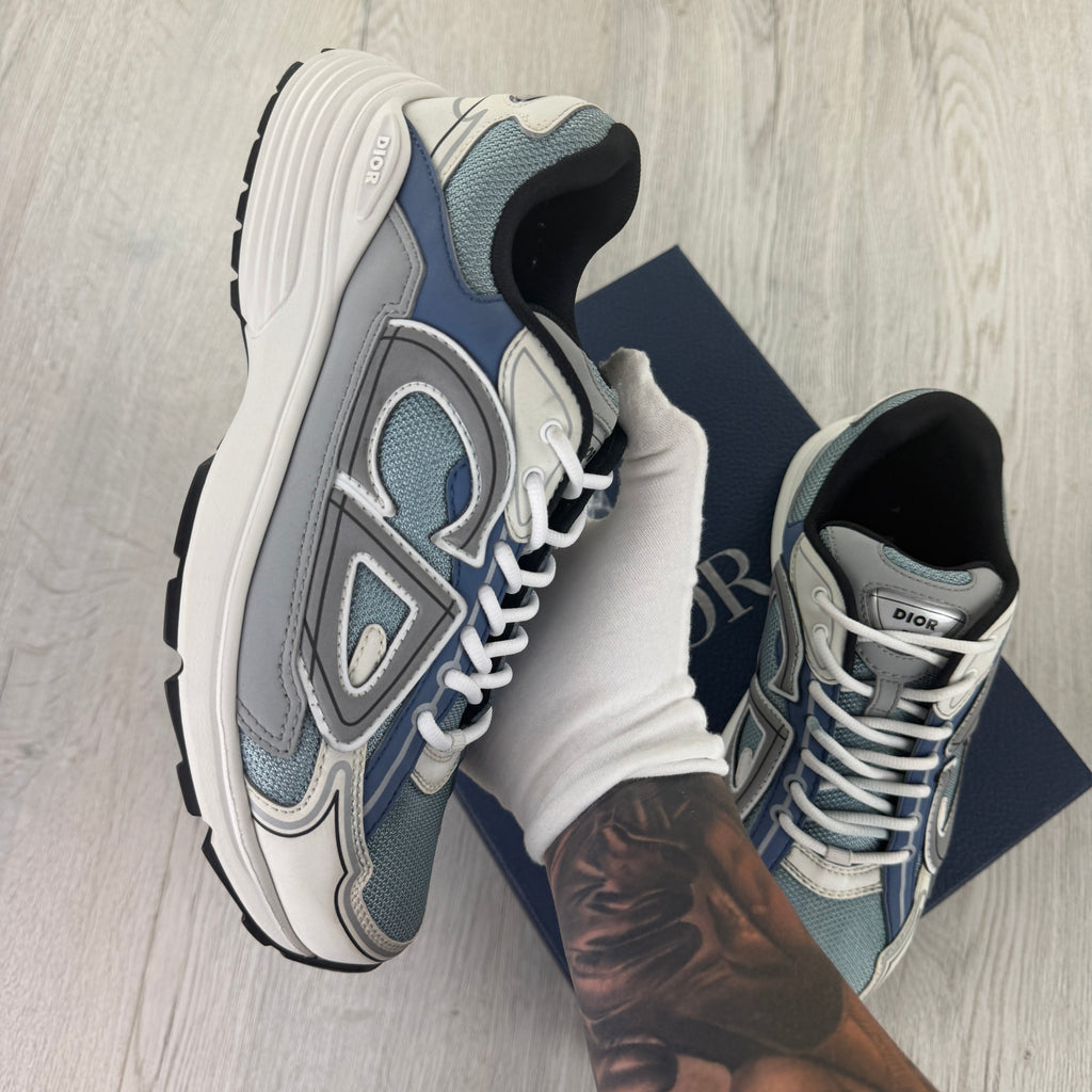 Dior B30 Men’s Baby Blue & White Trainers - 41 (Fit Uk 7)