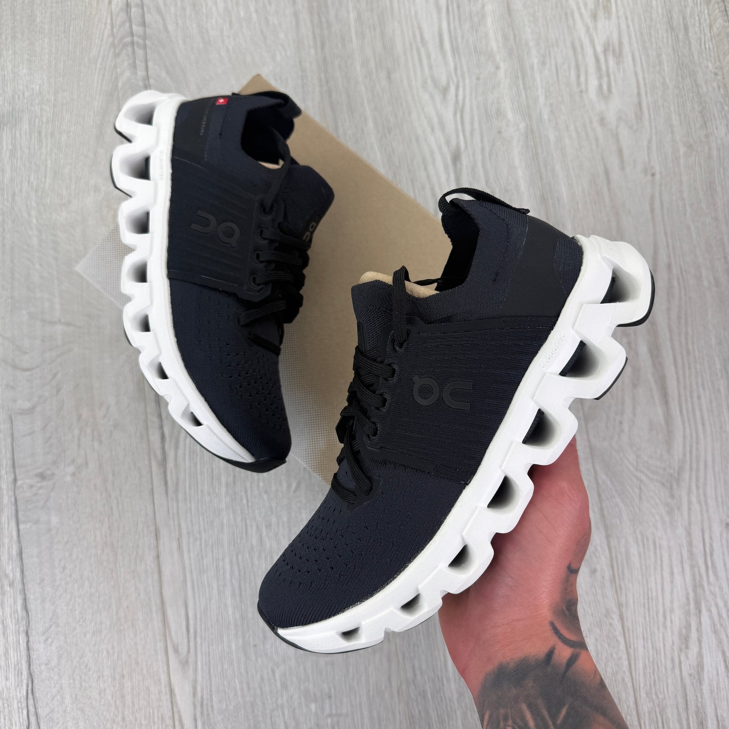 On Running Cloud Swift 4 Womens Black & White Trainers