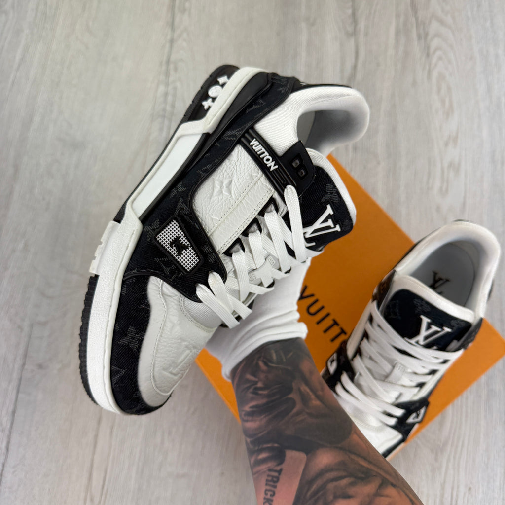 Louis Vuitton Men’s Black & White Low Trainers - Uk 7 (Fit Uk 8)