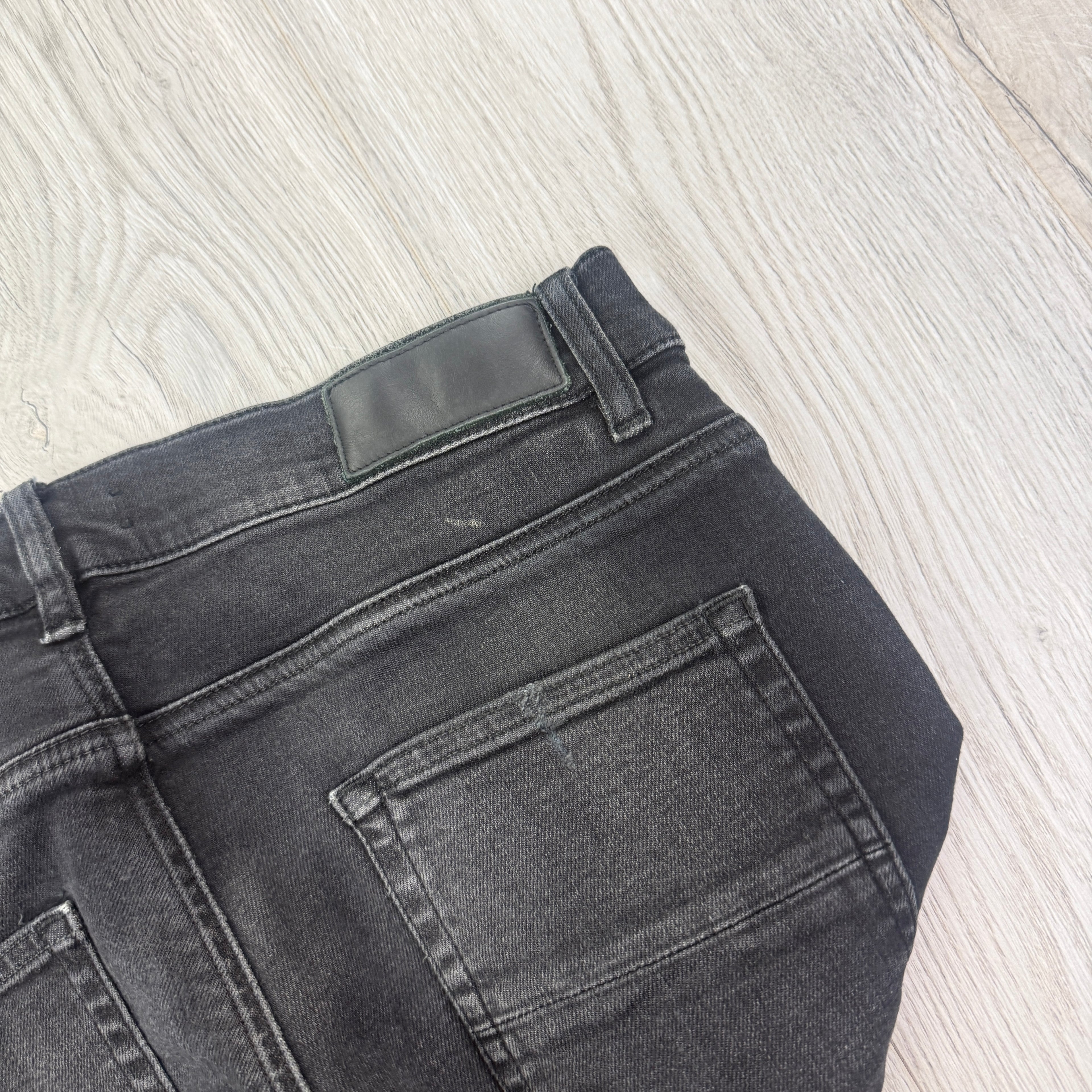 Amiri Men’s Black Ripped Jeans - Uk 33