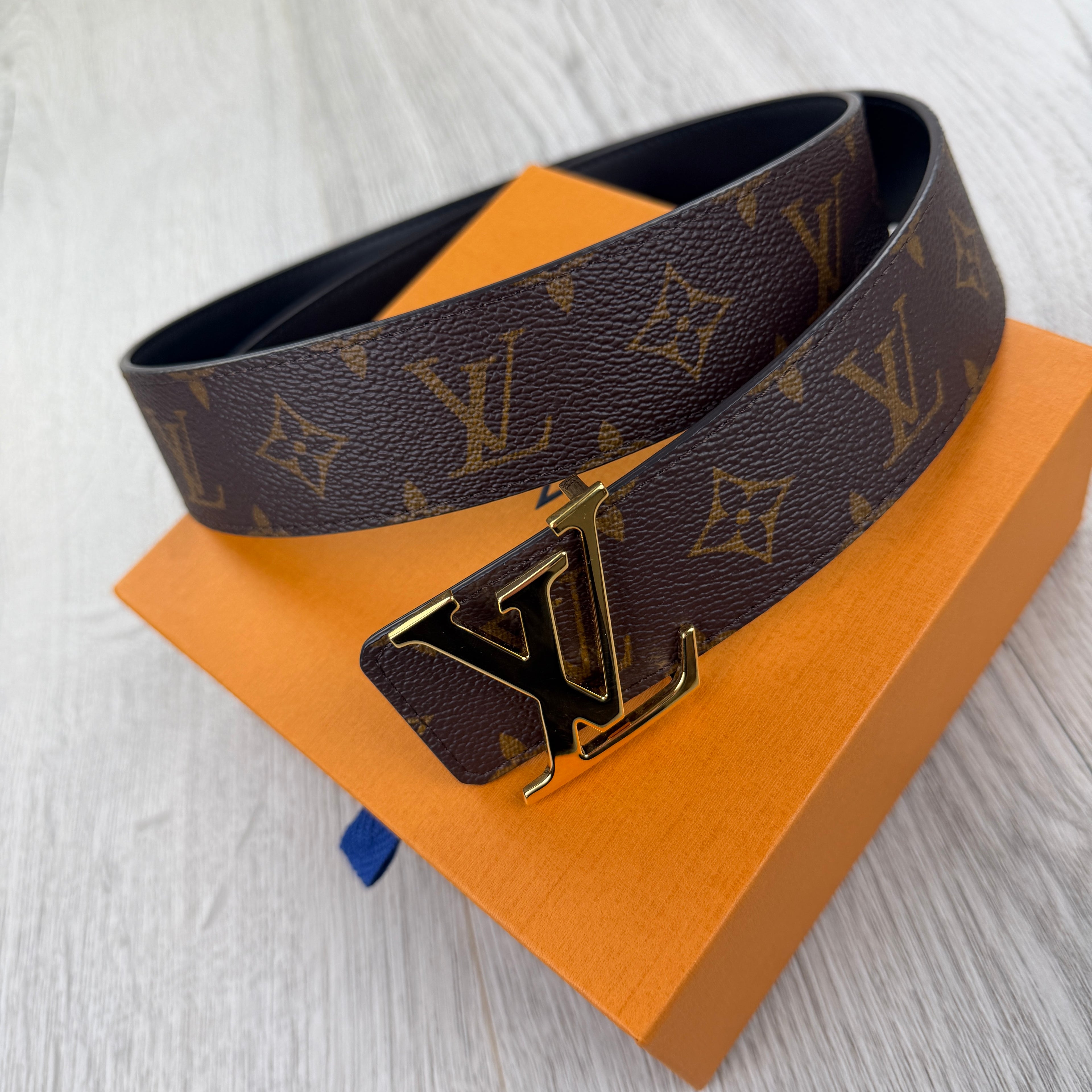 Louis Vuitton Men’s Reversible Brown Monogram / Black 40MM Gold Belt
