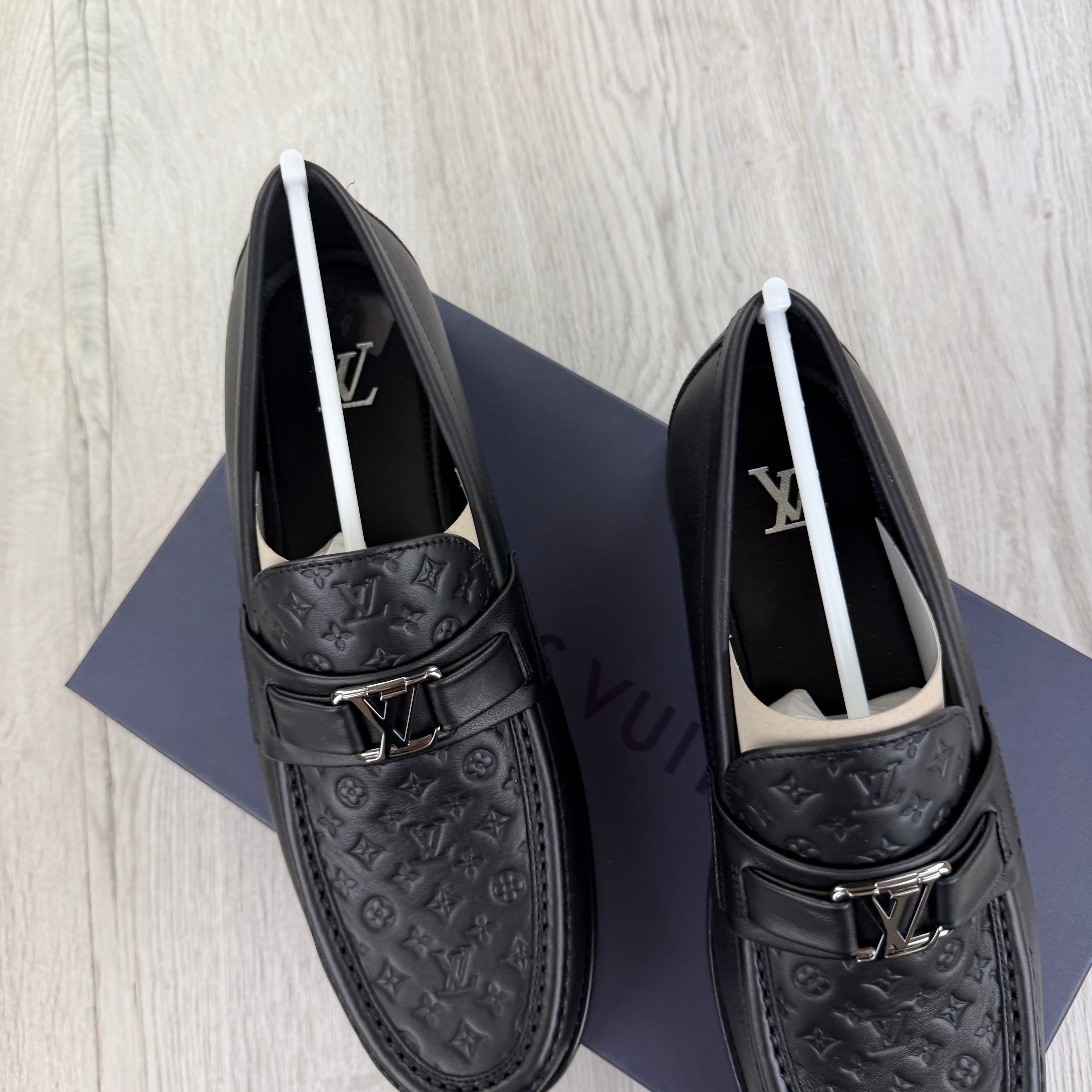 Louis Vuitton Mens Black Major Monogram Loafers