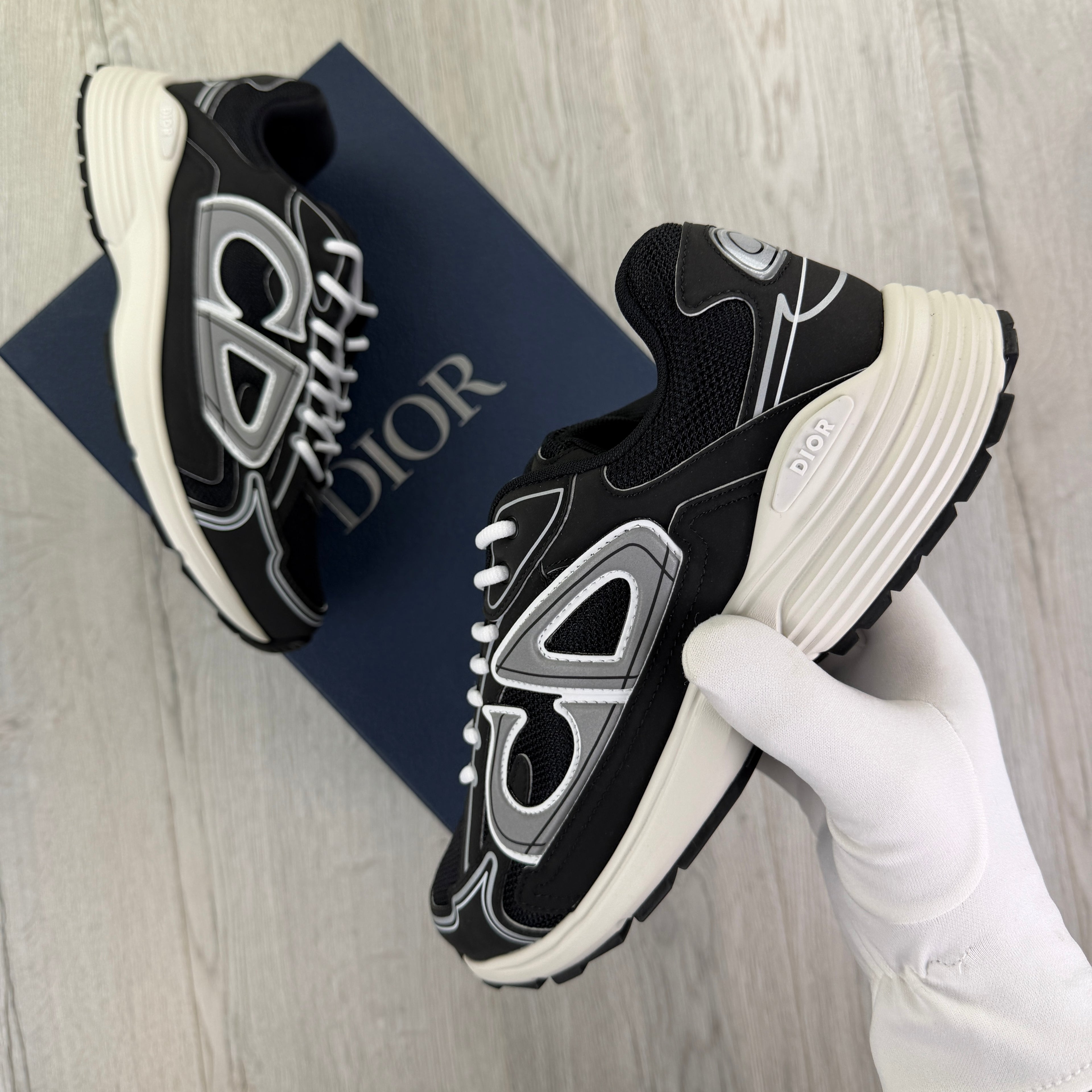 Dior B30 Men’s Black & White Trainers - 43 (Fit Uk 9)