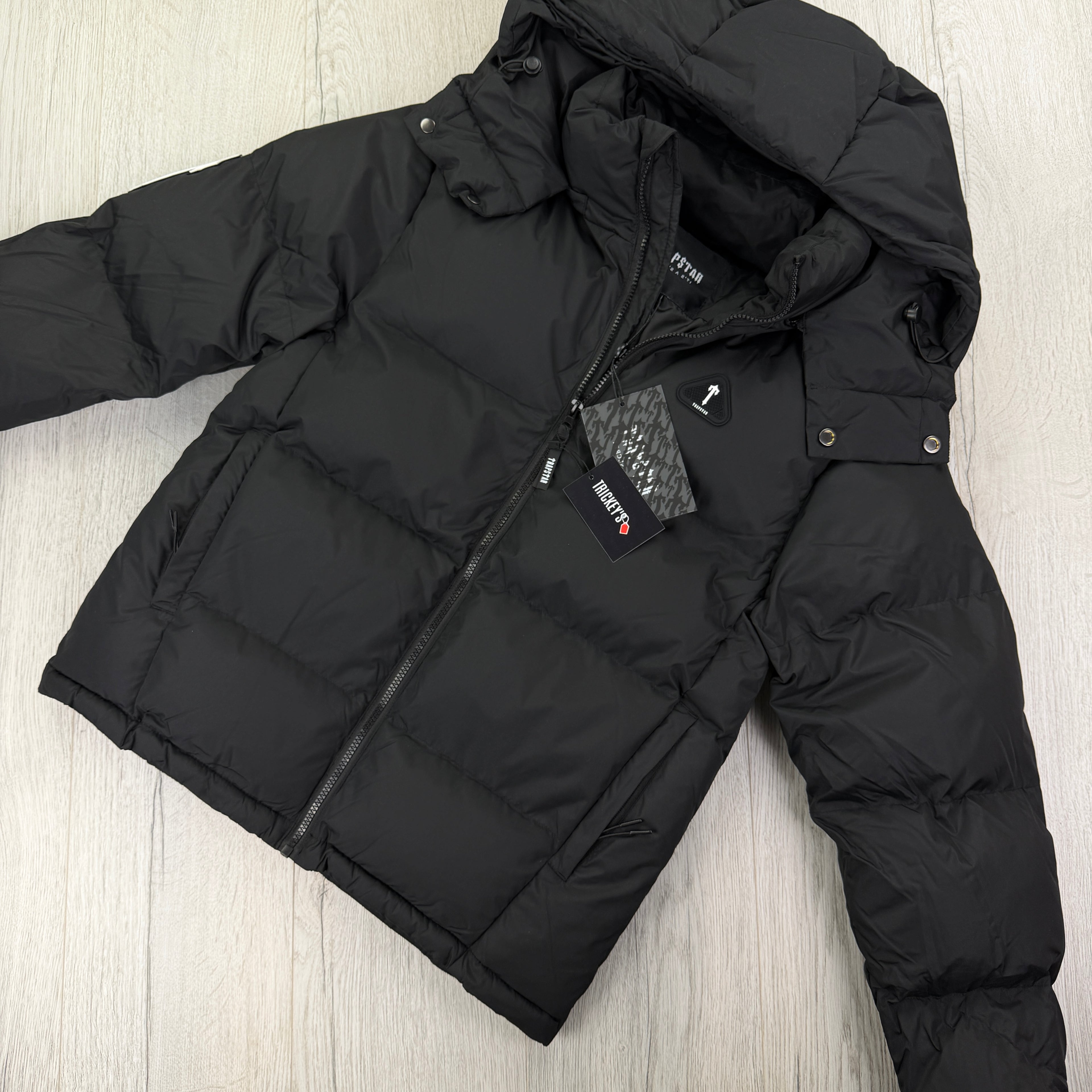 Trapstar Men’s Black AW 25 Irongate Arch Puffer Jacket