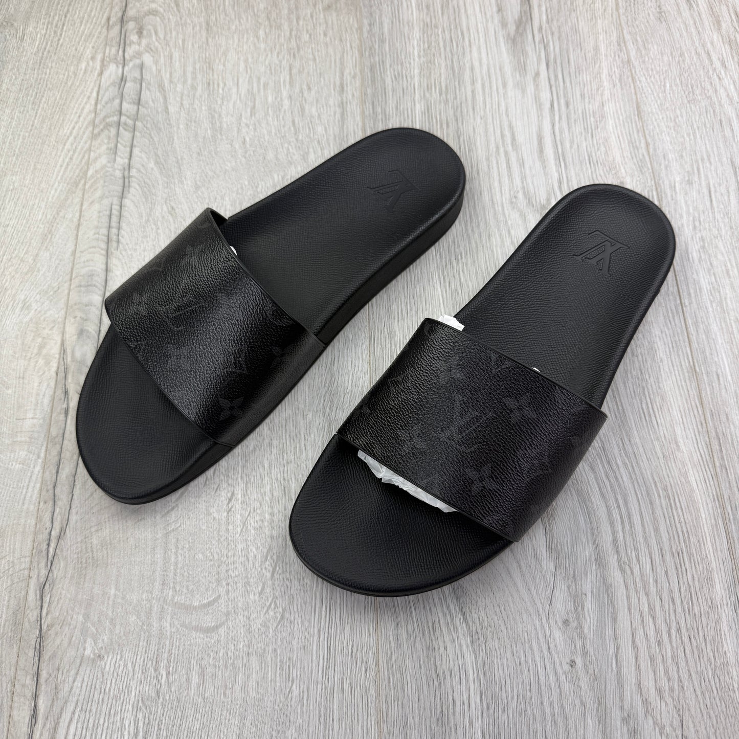 Louis Vuitton Men’s Black Leather Sliders - Uk 9