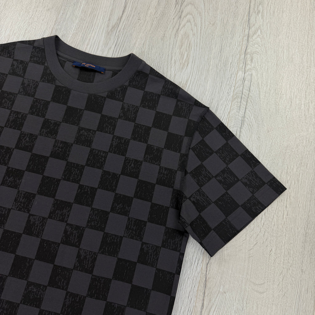 Louis Vuitton Men’s Dark Grey Damier T-shirt - Small