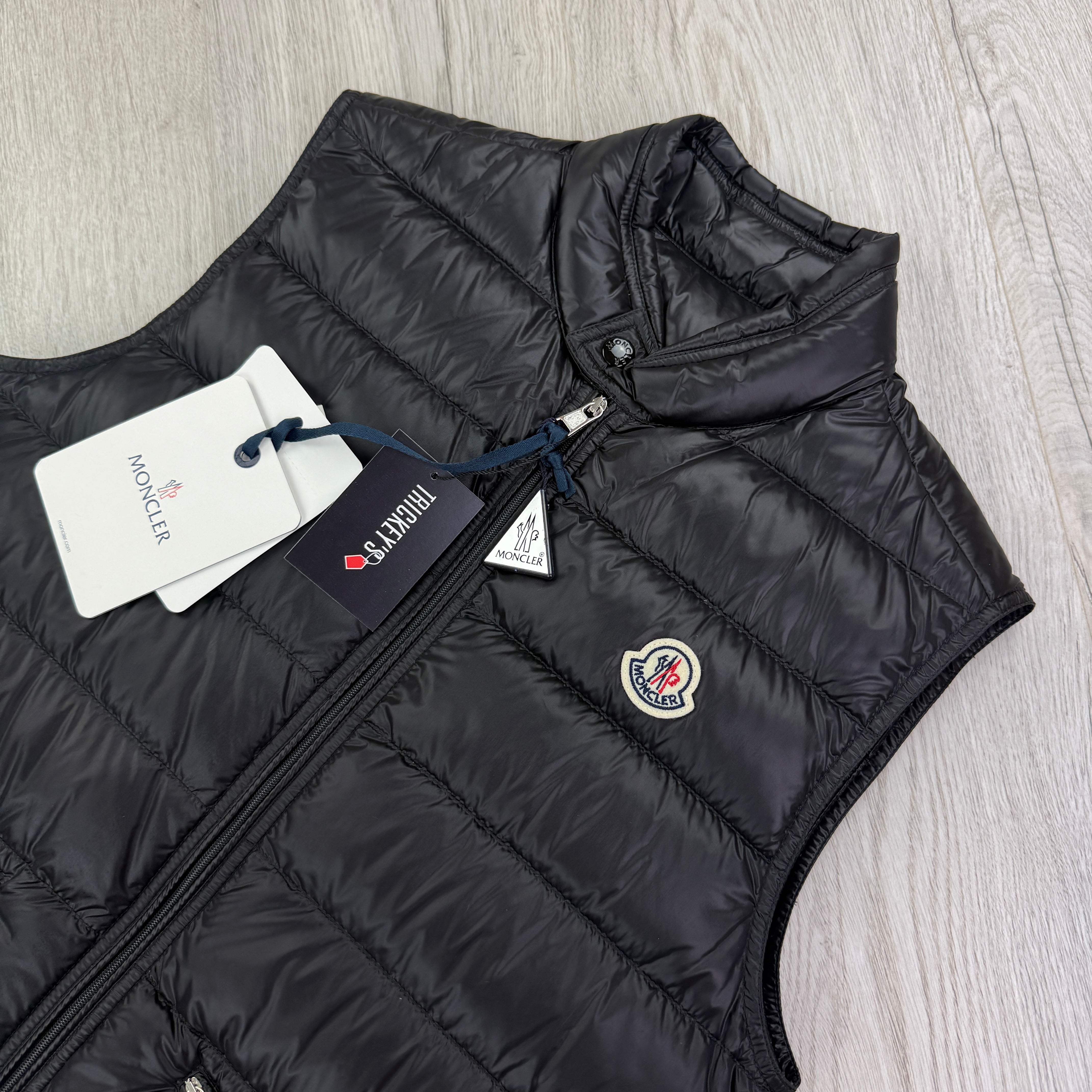 Moncler Men's Black GUI Down Gilet – Trickey.store