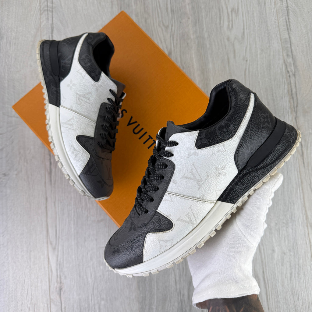 Louis Vuitton Men’s Monogram White Black Run Away Trainers - Uk 7