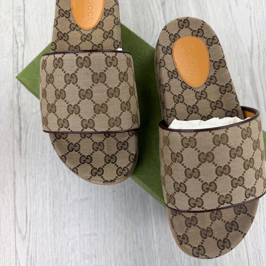 Gucci Men’s Beige GG Canvas Sliders