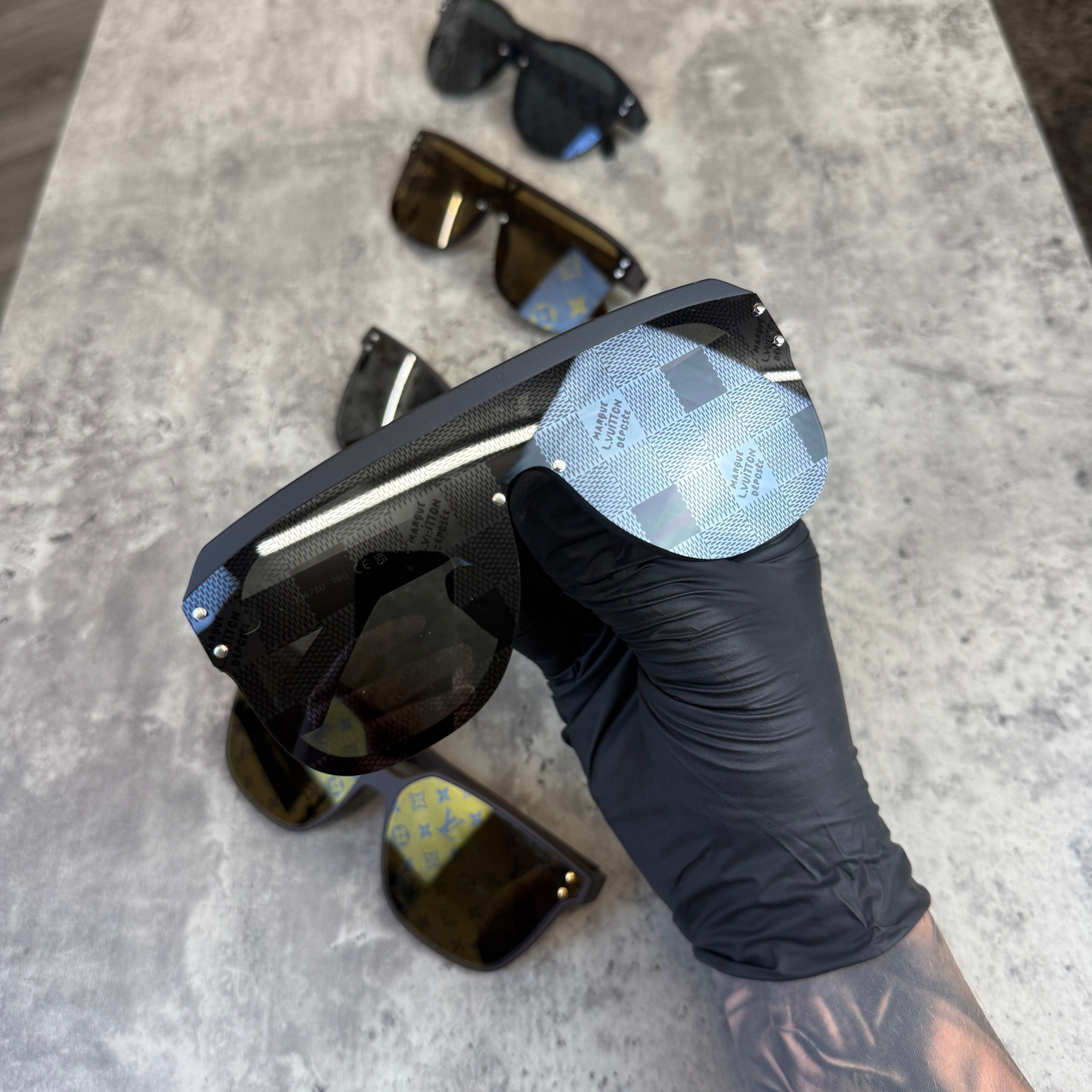 Louis Vuitton Men’s Black Waimea Mask Round Sunglasses