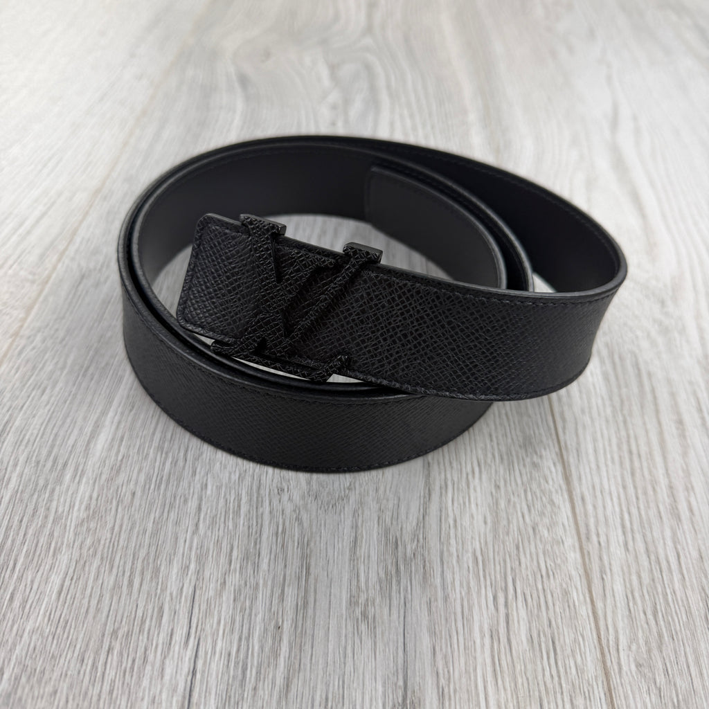 Louis Vuitton Men’s Black Thin Belt - 100 (Uk 28-34)
