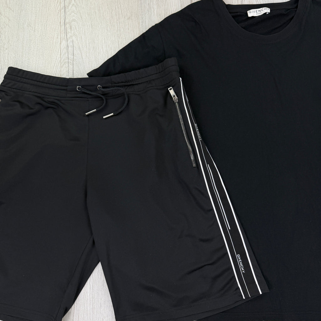 Givenchy Men’s Black T-shirt & Shorts Set - L/XL