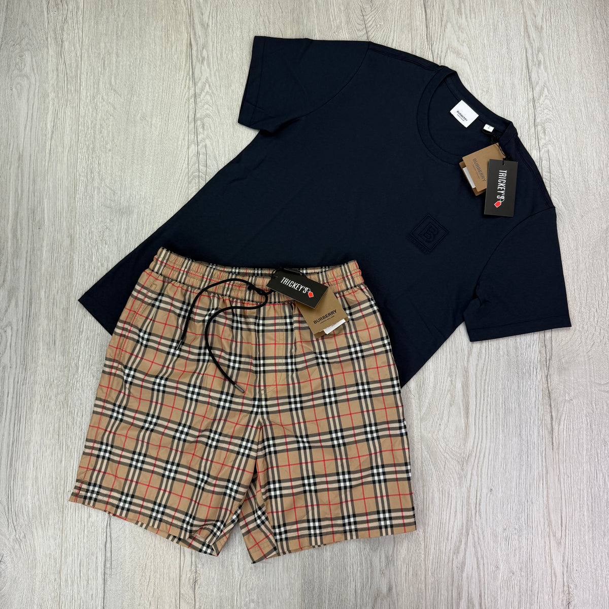 Burberry Men’s T-shirt & Swim Shorts Set - Small