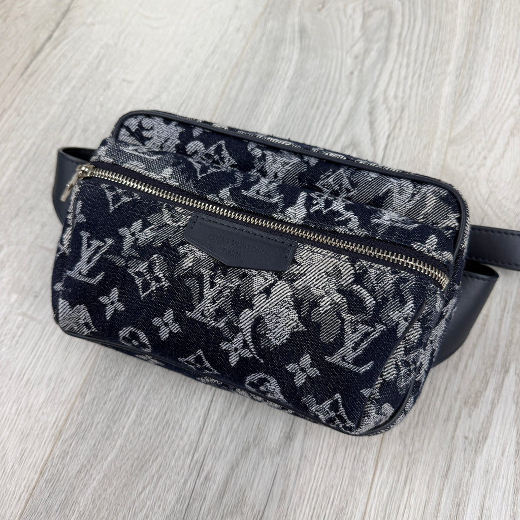Louis Vuitton Men’s Monogram Tapestry Outdoor Belt Bag