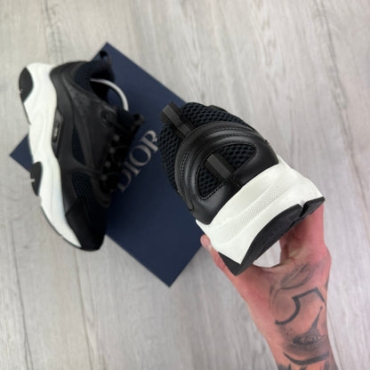 Dior B22 Men’s Black & White Runners - 43 (Fit Uk 8/8.5)