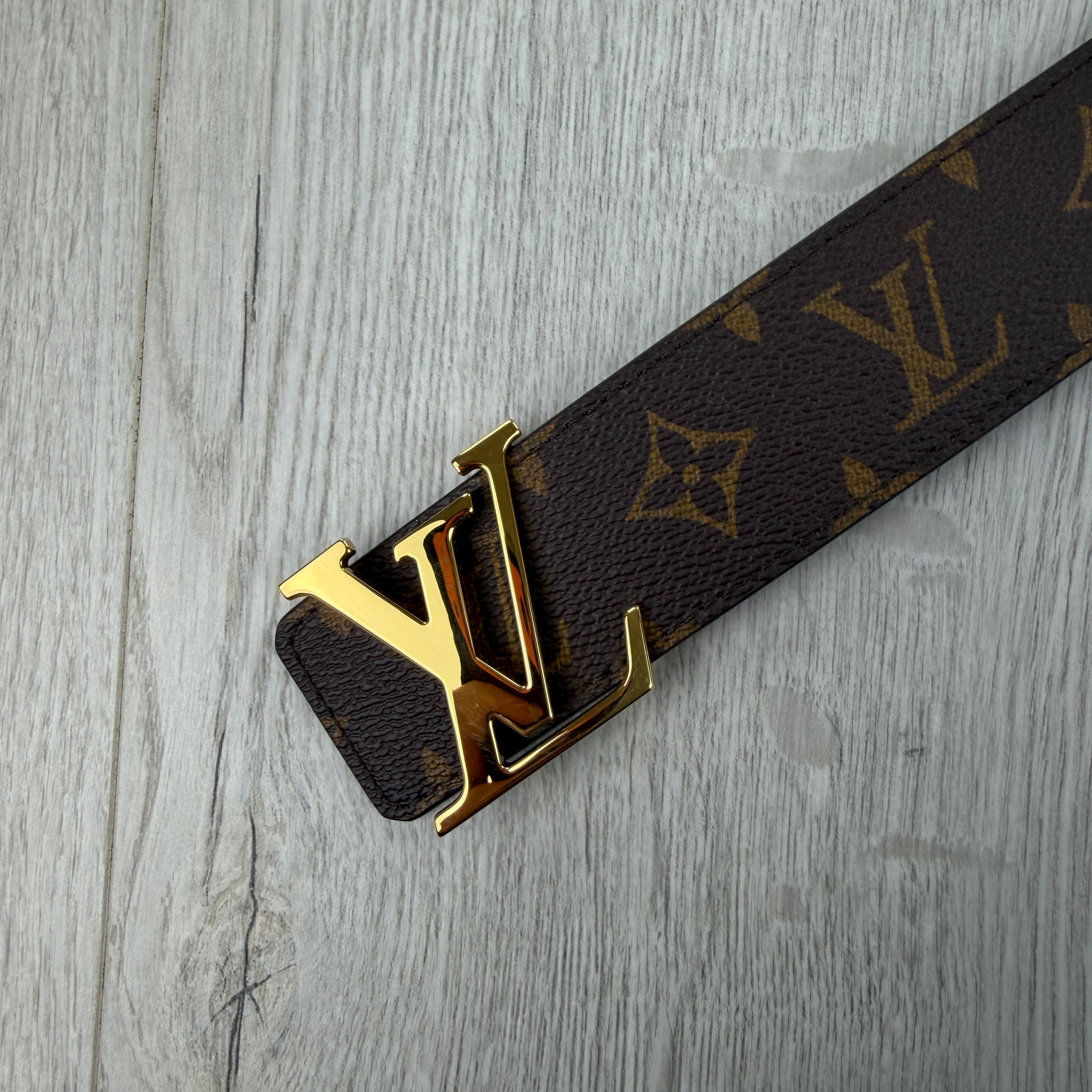 Louis Vuitton Men’s Reversible Brown Monogram / Black 40MM Gold Belt