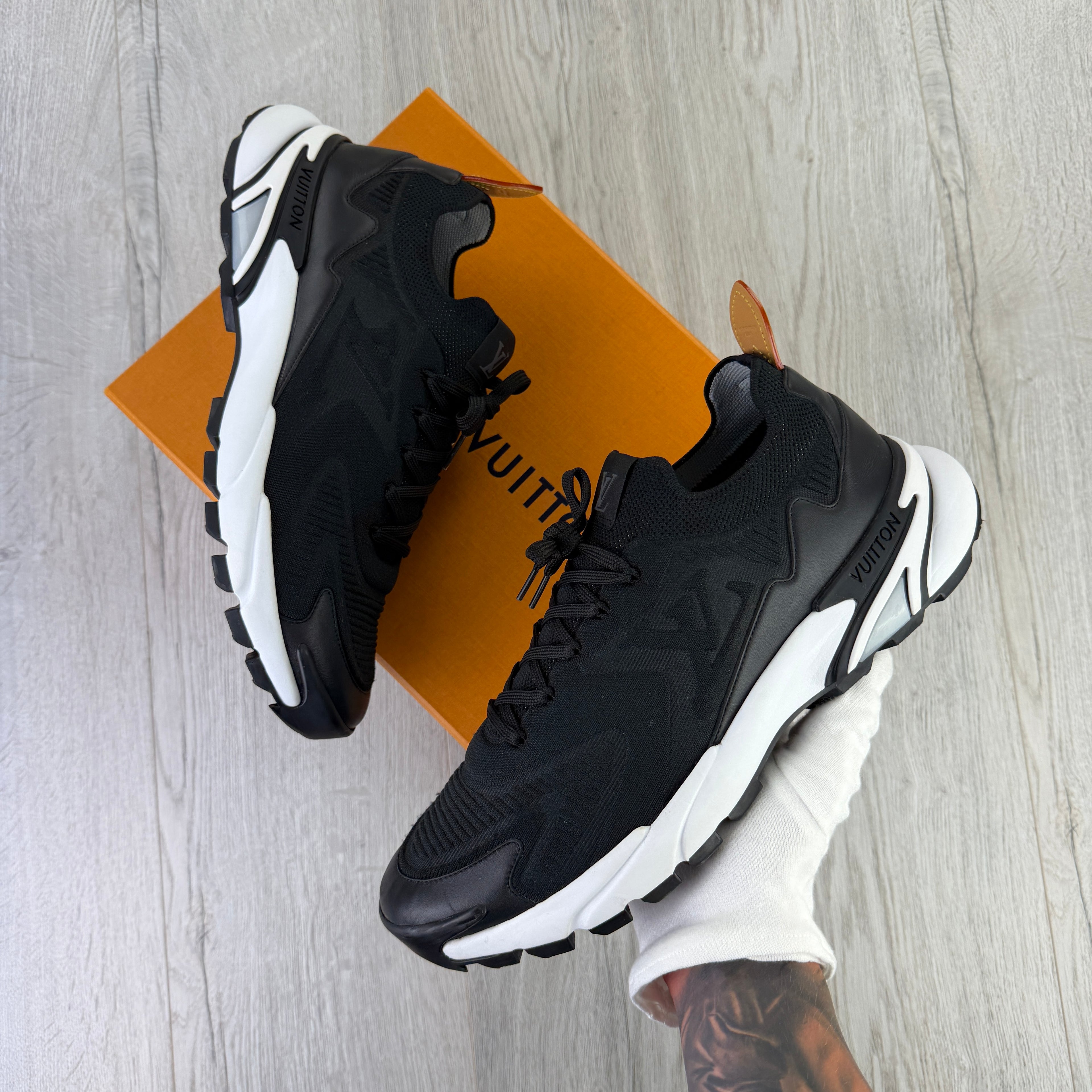 Louis Vuitton Men’s Black & White Tatic Trainers - Uk 10 (Fit 11)