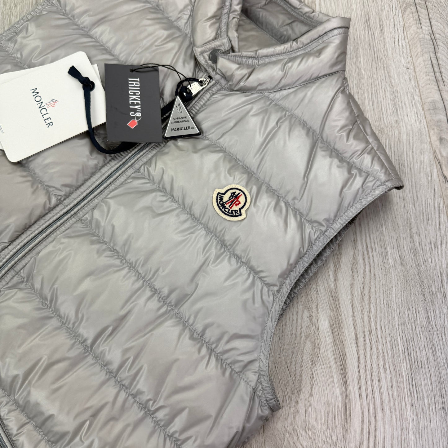 Moncler Men’s Silver GUI Down Gilet - Size 1