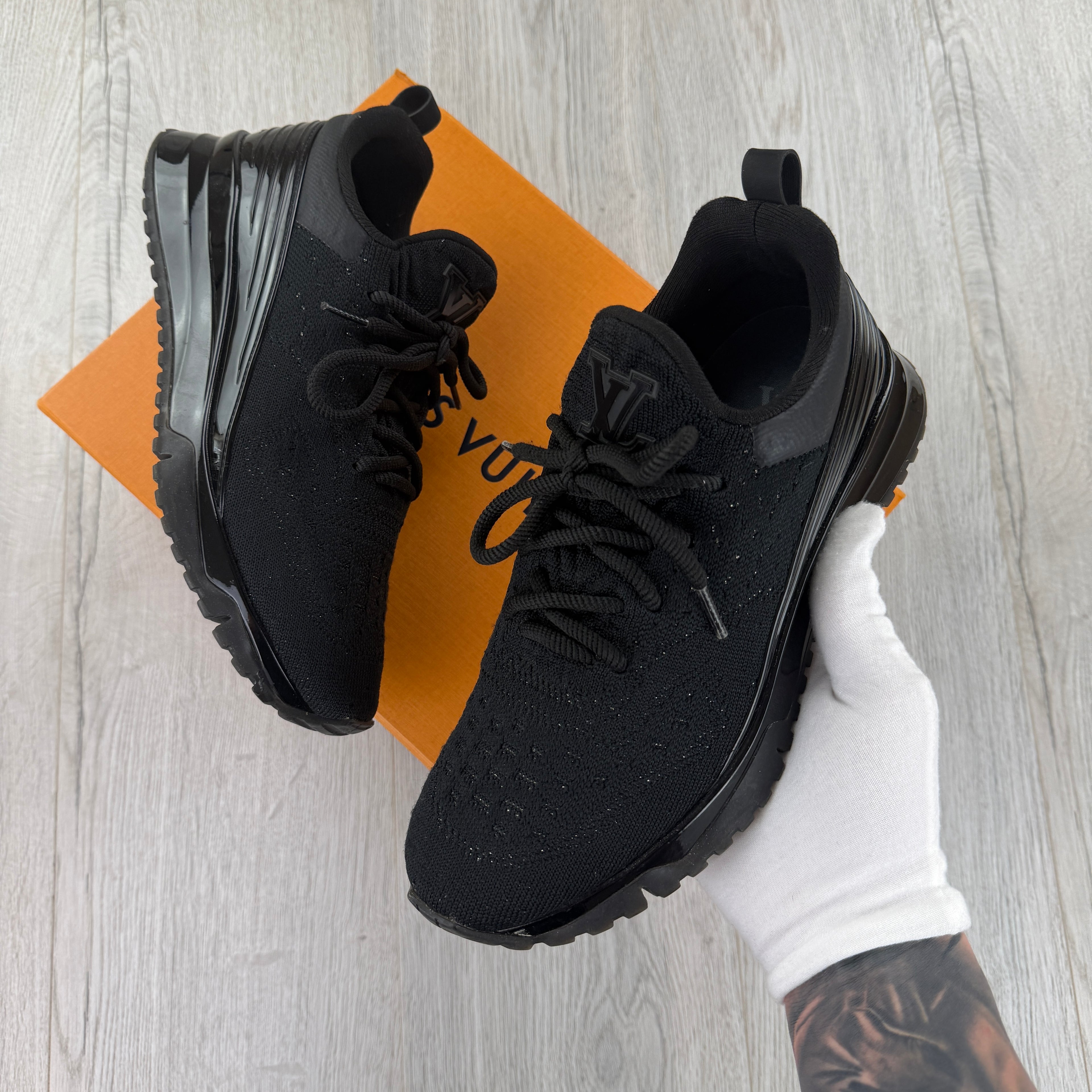 Louis Vuitton Men’s VNR Black Trainers - Uk 6.5 (Fit 7)