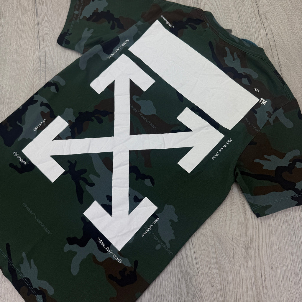 Off White Men’s Camo T-shirt - Medium