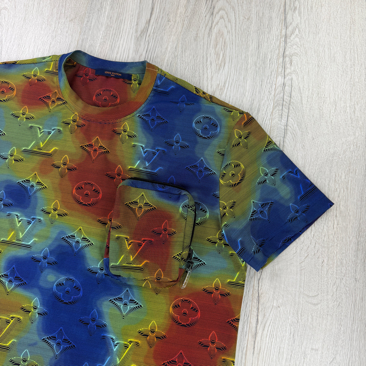 Louis Vuitton Men’s 3D Illusion 2054 T-shirt - Large (Fit XL)