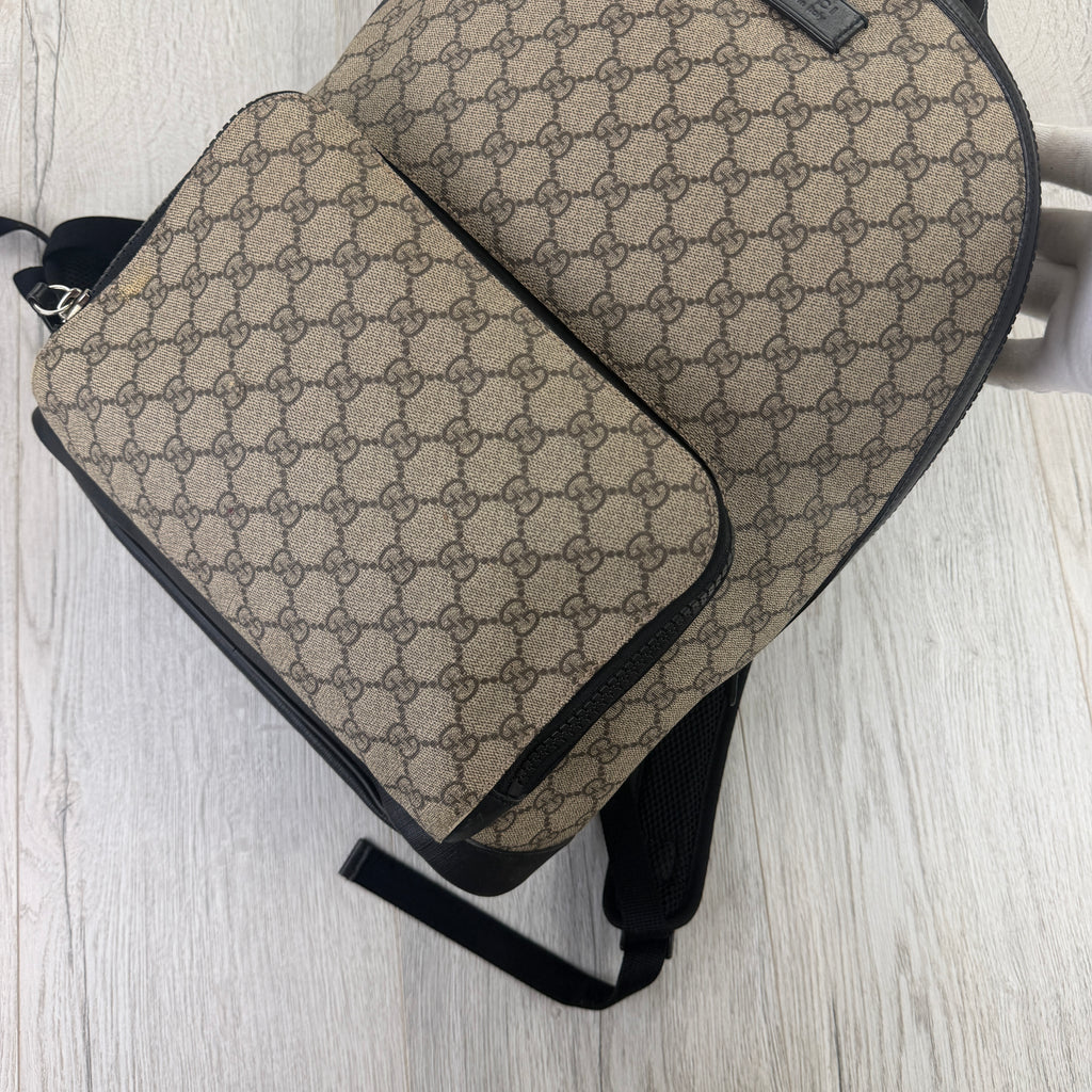 Gucci Men’s Monogram Gucci GG Supreme Backpack
