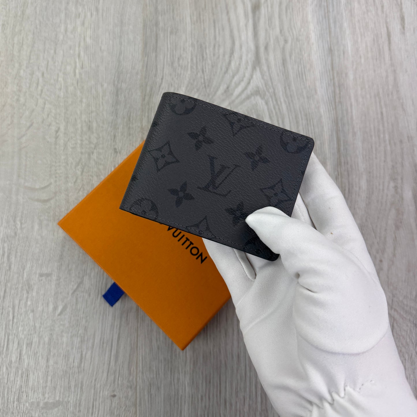 Louis Vuitton Men’s Monogram Graphite Leather Wallet