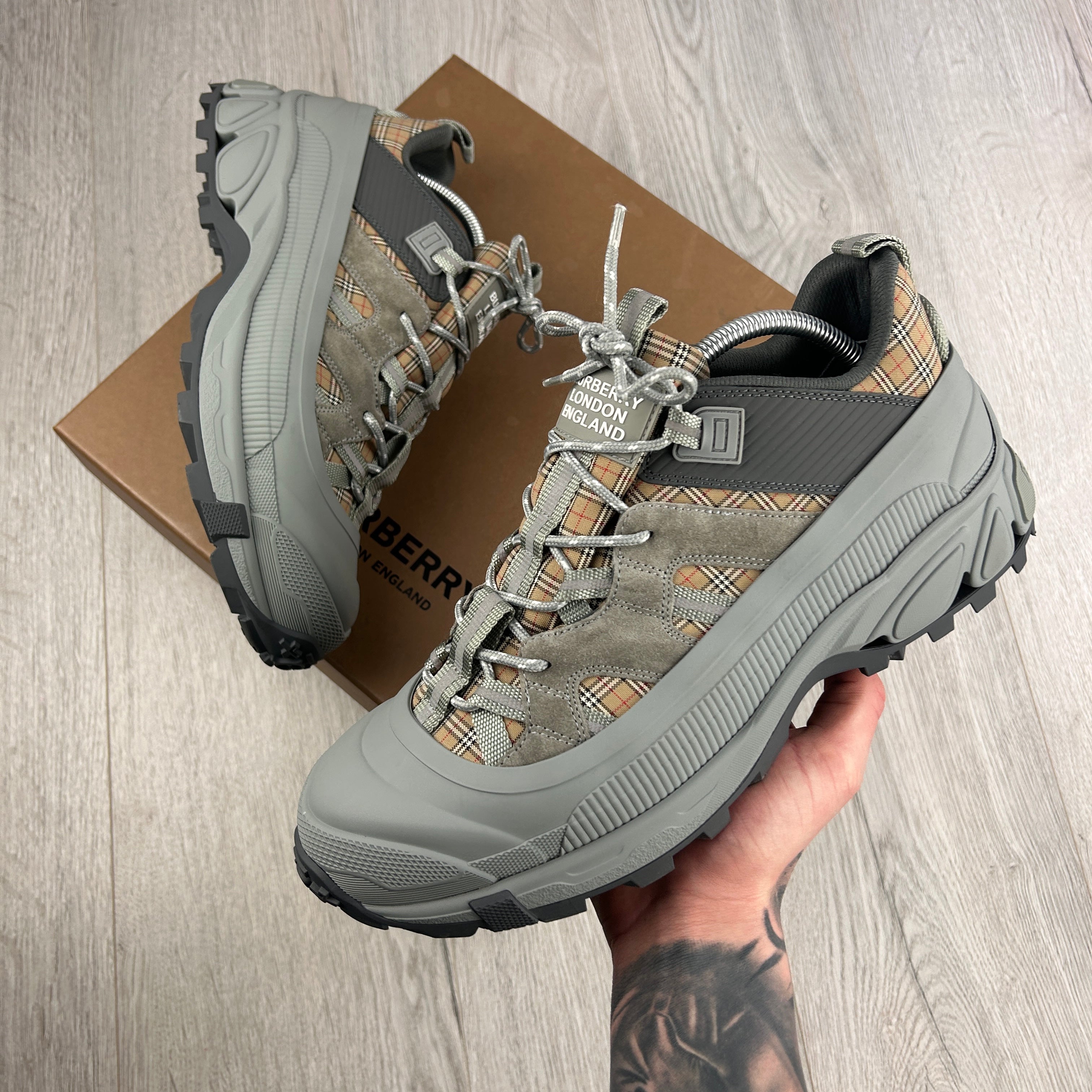 Burberry Men’s Grey Check Arthur Trainers - Uk 10