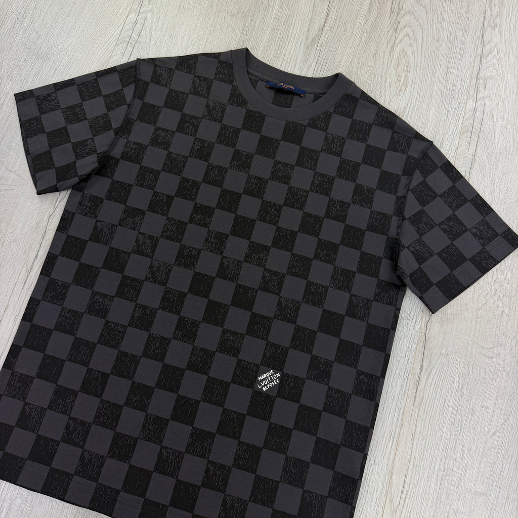 Louis Vuitton Men’s Dark Grey Damier T-shirt - Small