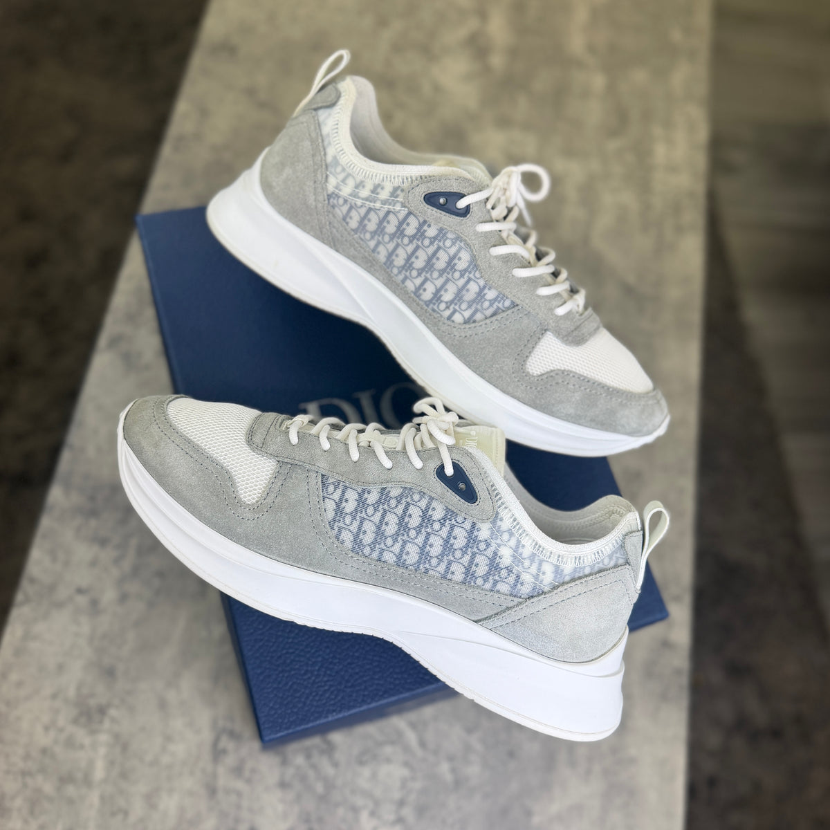 Dior B25 Men’s Grey & White Runner Trainers - 42 (Fit Uk 8)