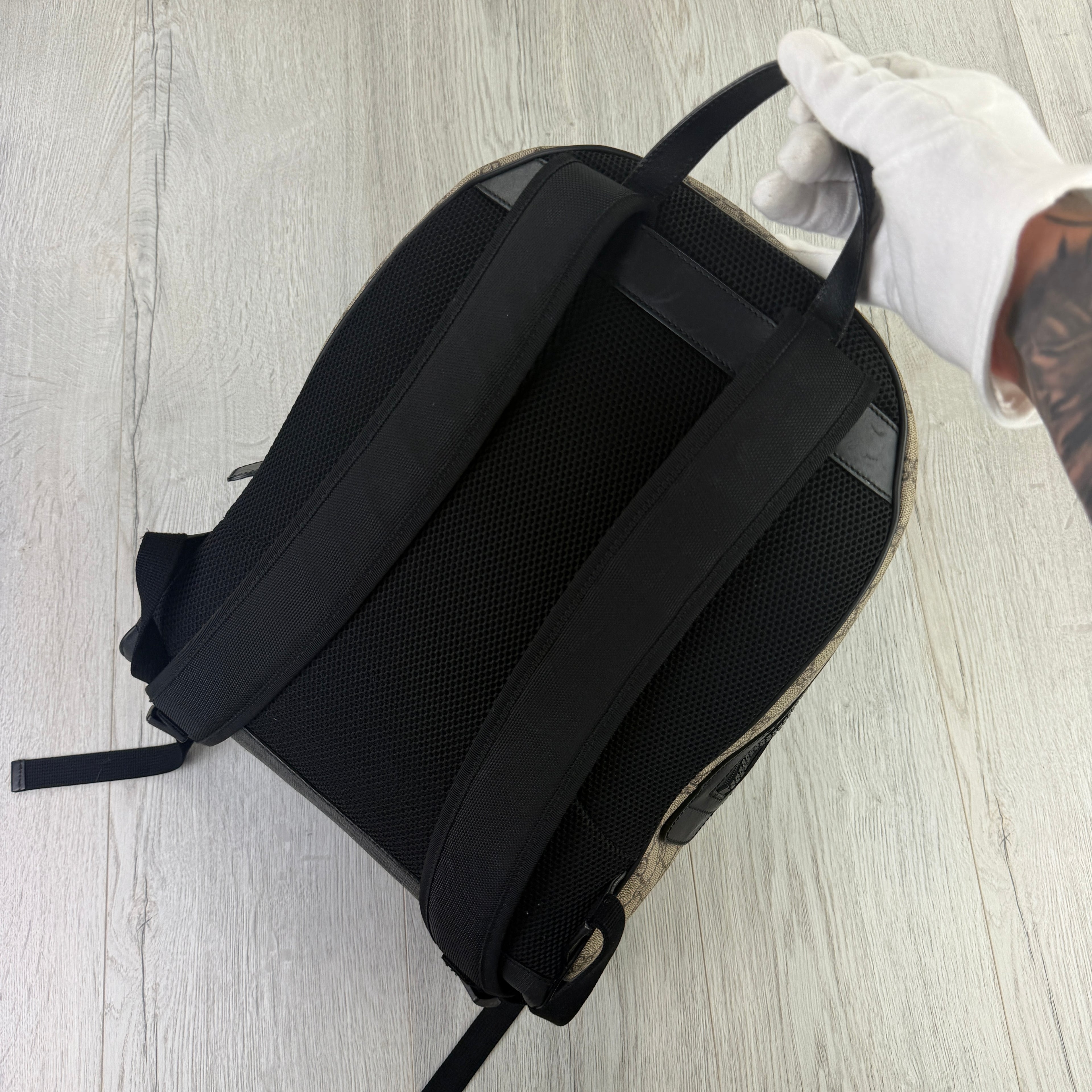 Gucci Men’s Monogram Gucci GG Supreme Backpack