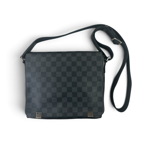 Louis Vuitton Men’s Damier Messenger Bag