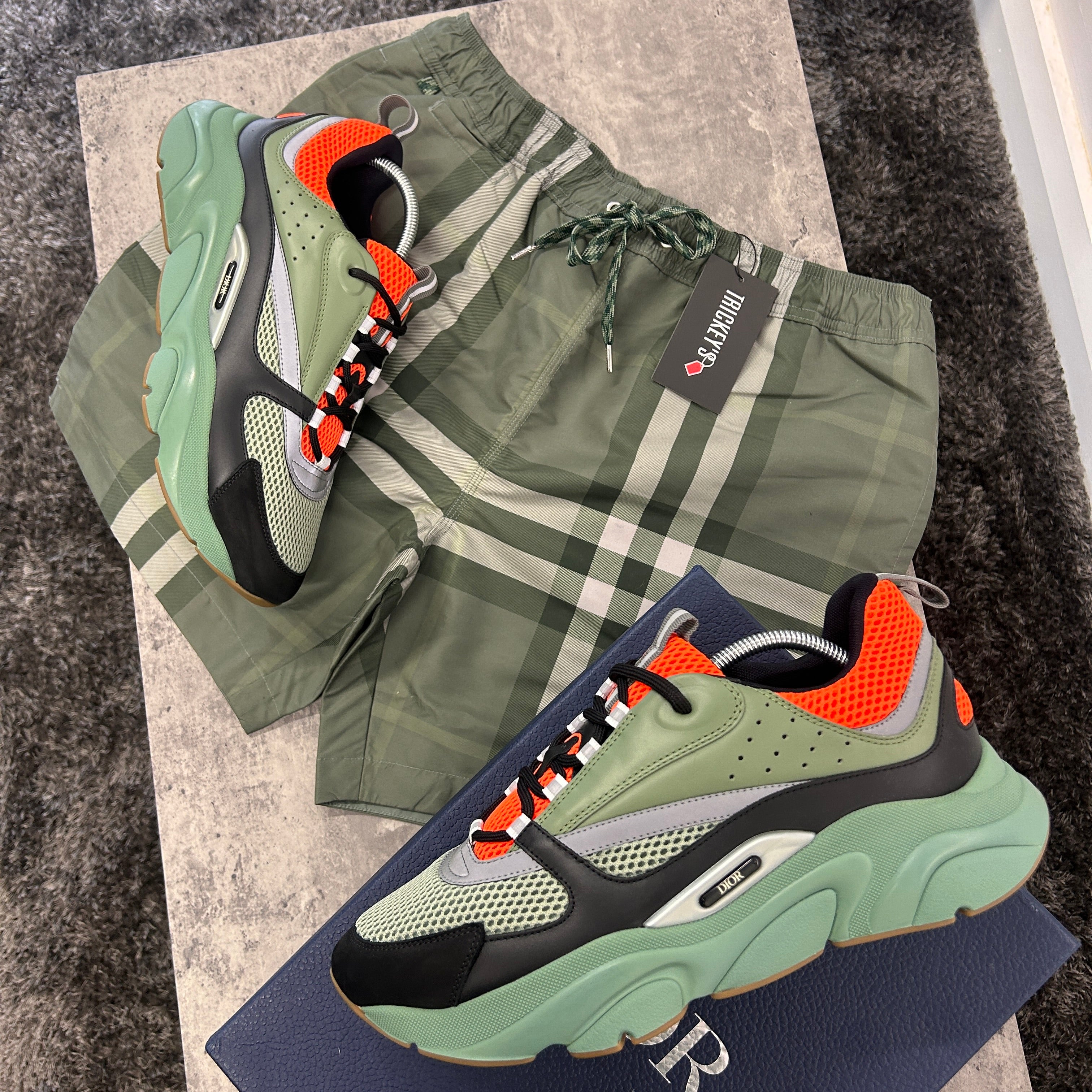 Dior b22 green orange outlet