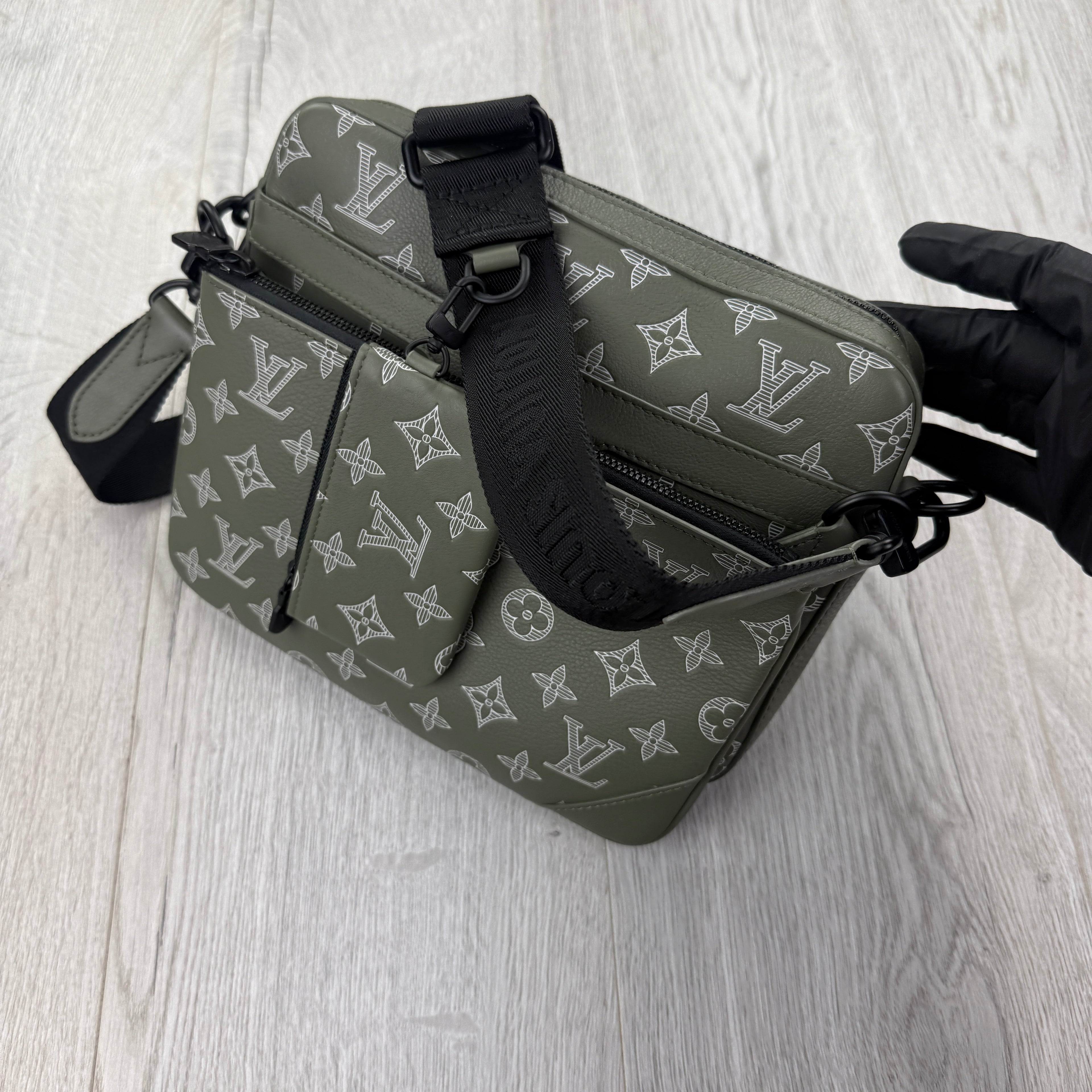 Louis Vuitton Men’s Olive / Khaki Monogram Trio Messenger Bag