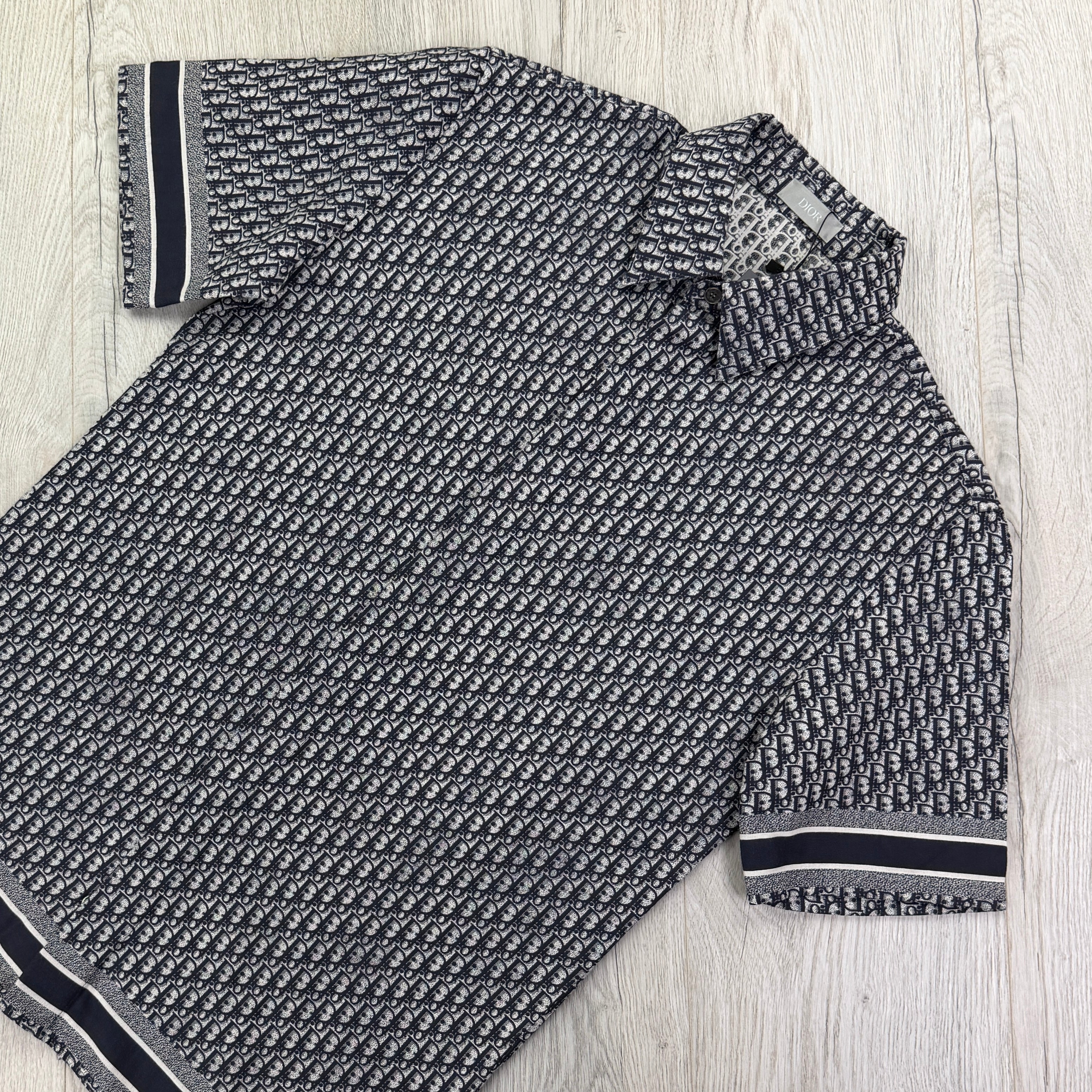 Dior Oblique Men’s Button-up Short Sleeve Shirt - 37 (Fit Small)