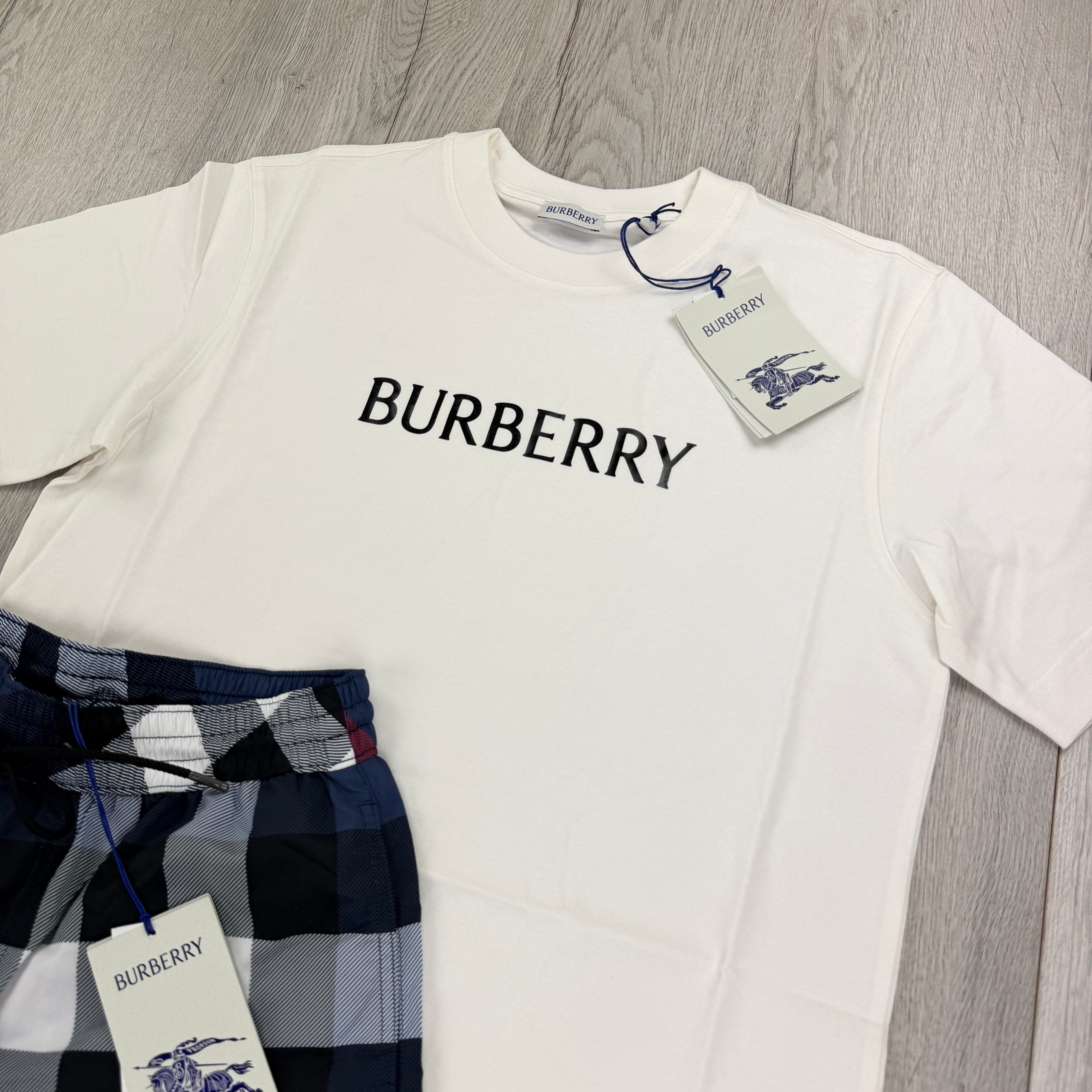 Burberry Men's White T-shirt & Shorts Set – Trickey.store