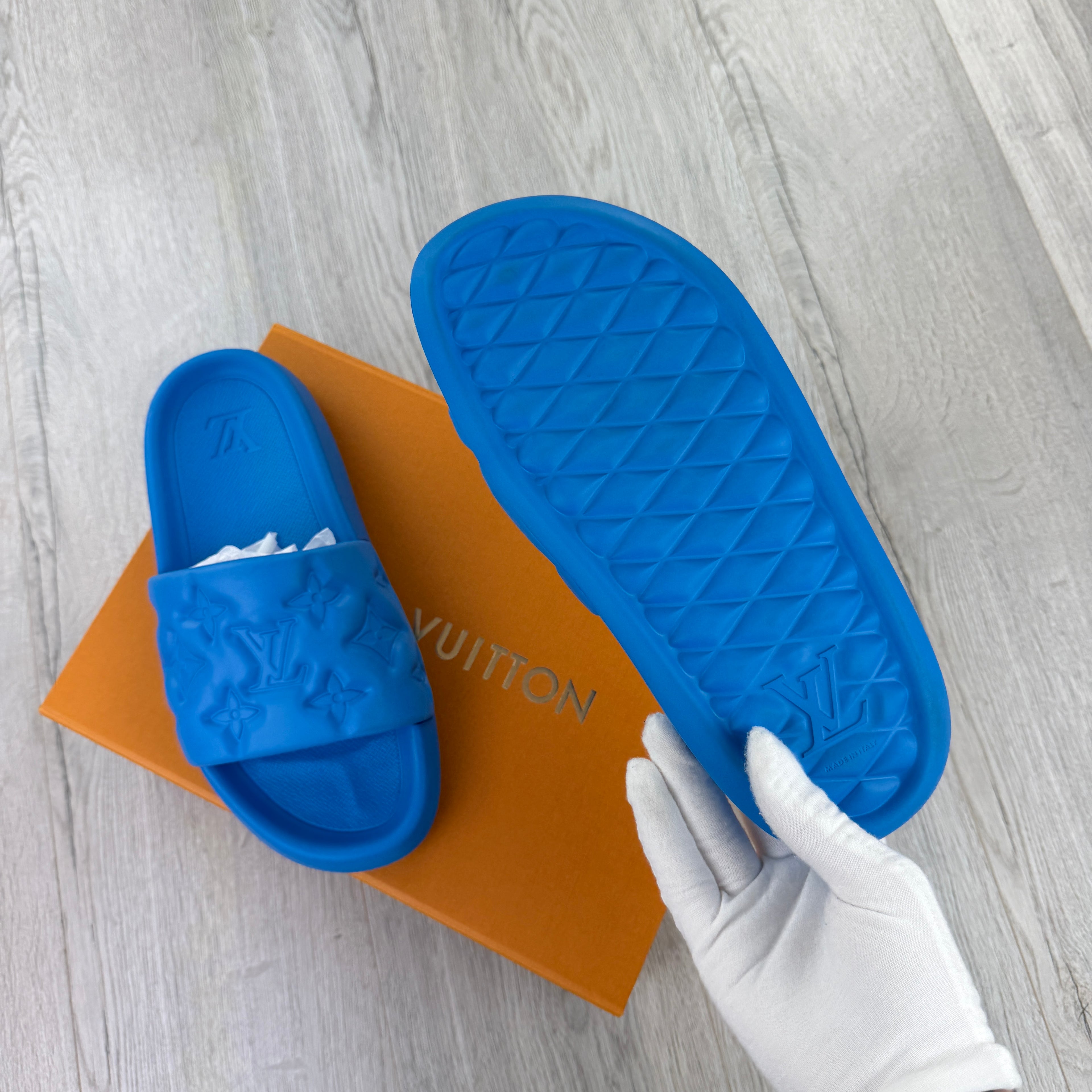 Louis Vuitton Men’s Blue Waterfront Mules Sliders - Uk 9 (Fit 9.5/10)