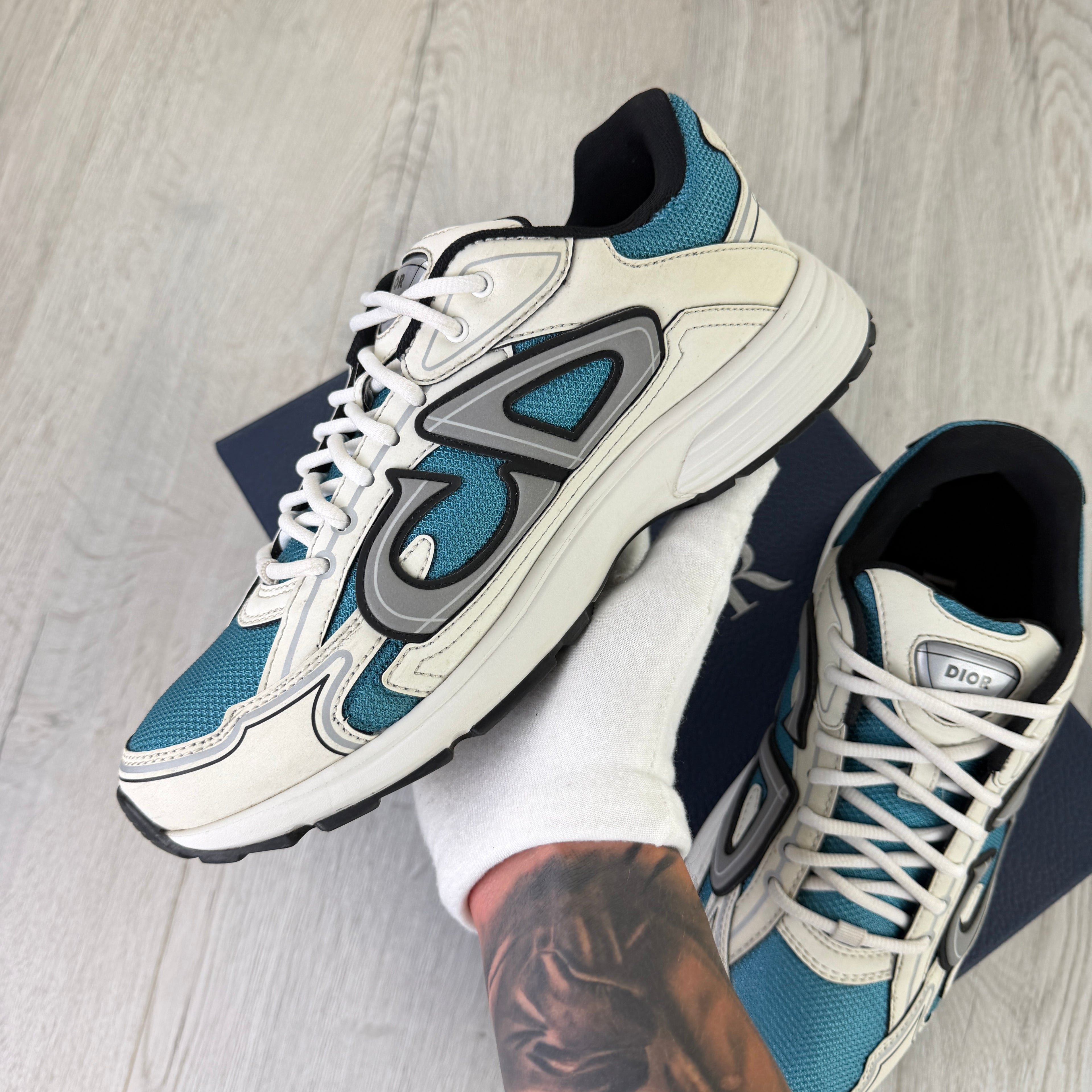 Dior B30 Men’s Beige & Blue Trainers - 41 (Uk 7)