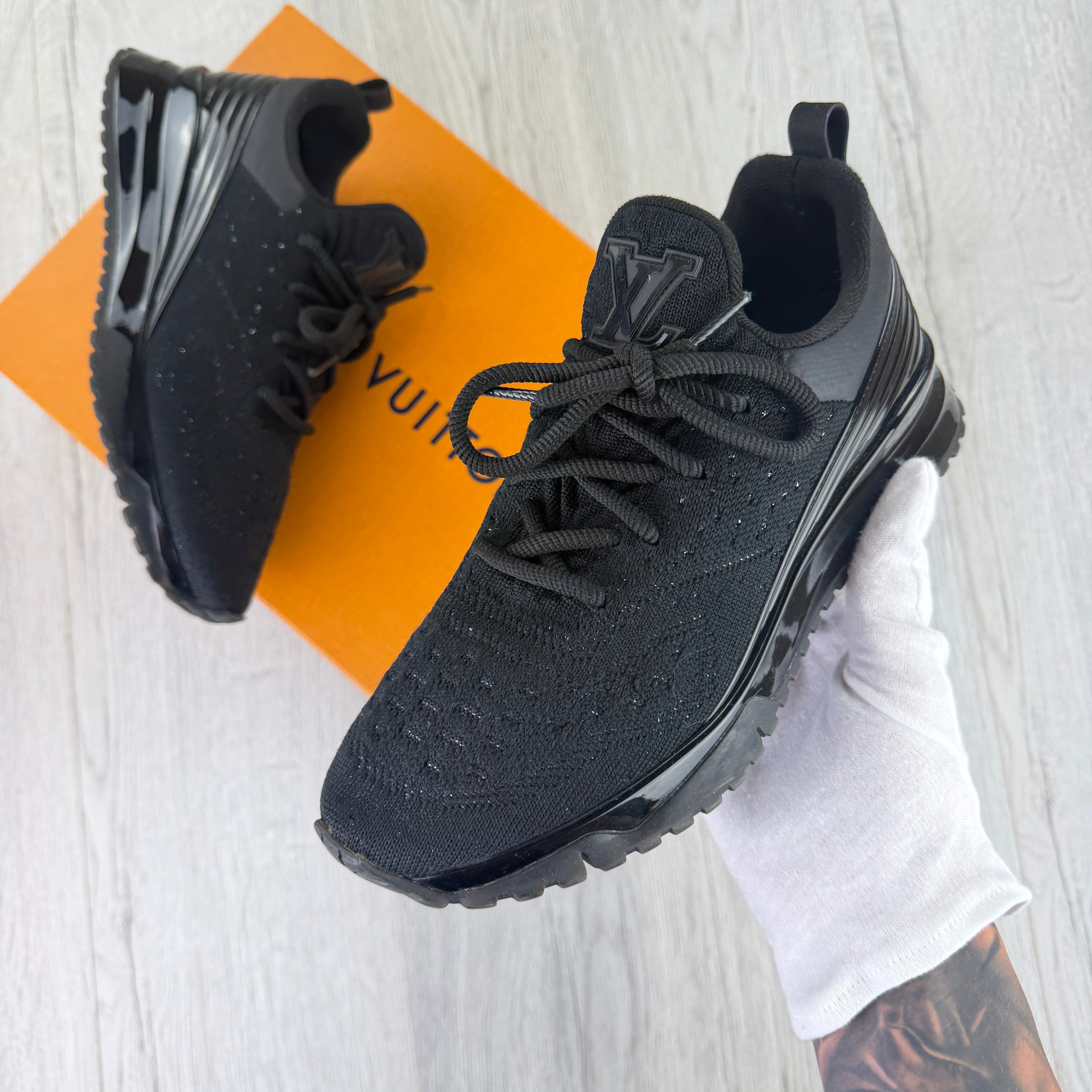 Louis Vuitton Men’s VNR Black Trainers - Uk 6.5 (Fit 7)