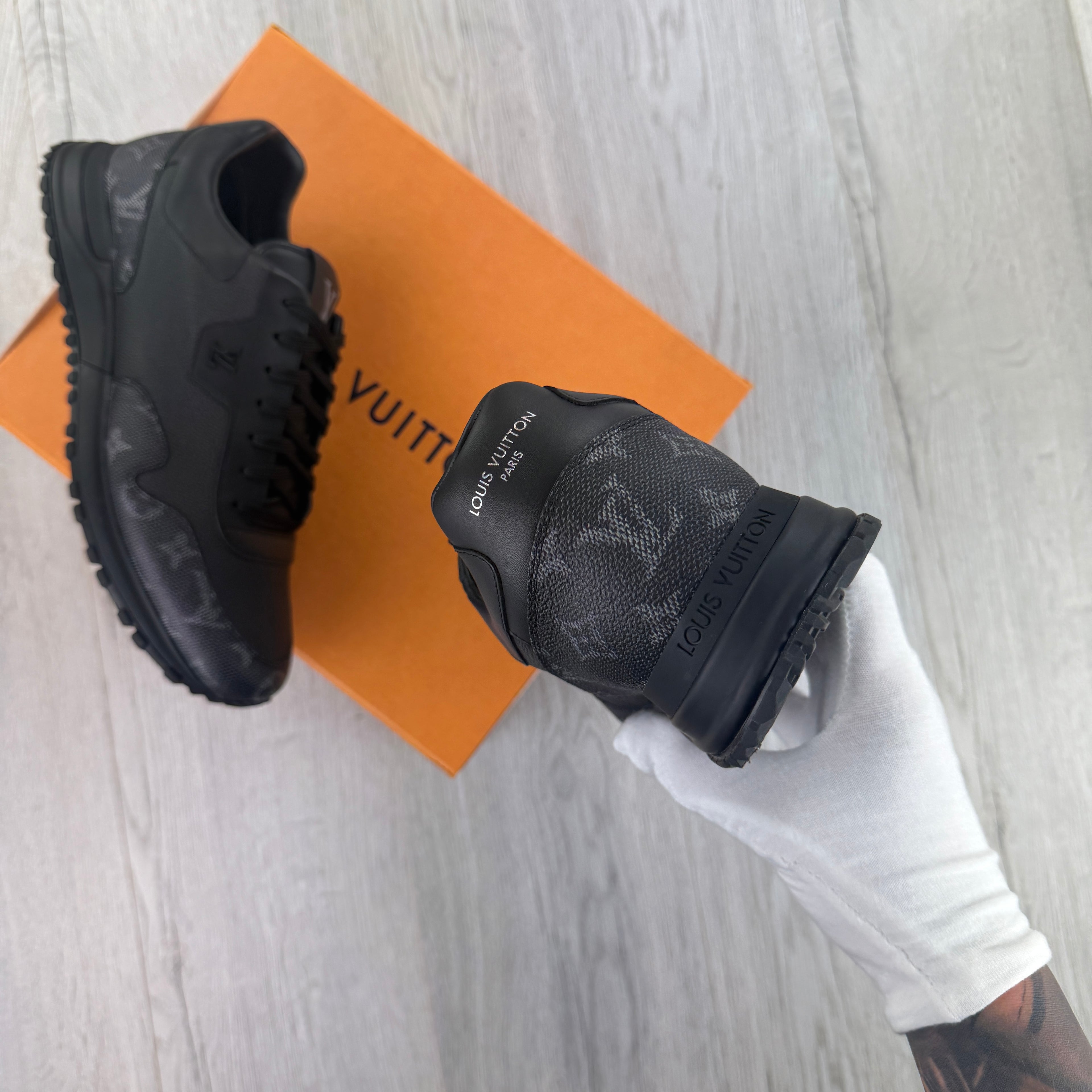 Louis Vuitton Men’s Leather Run Away Trainers - Uk 10