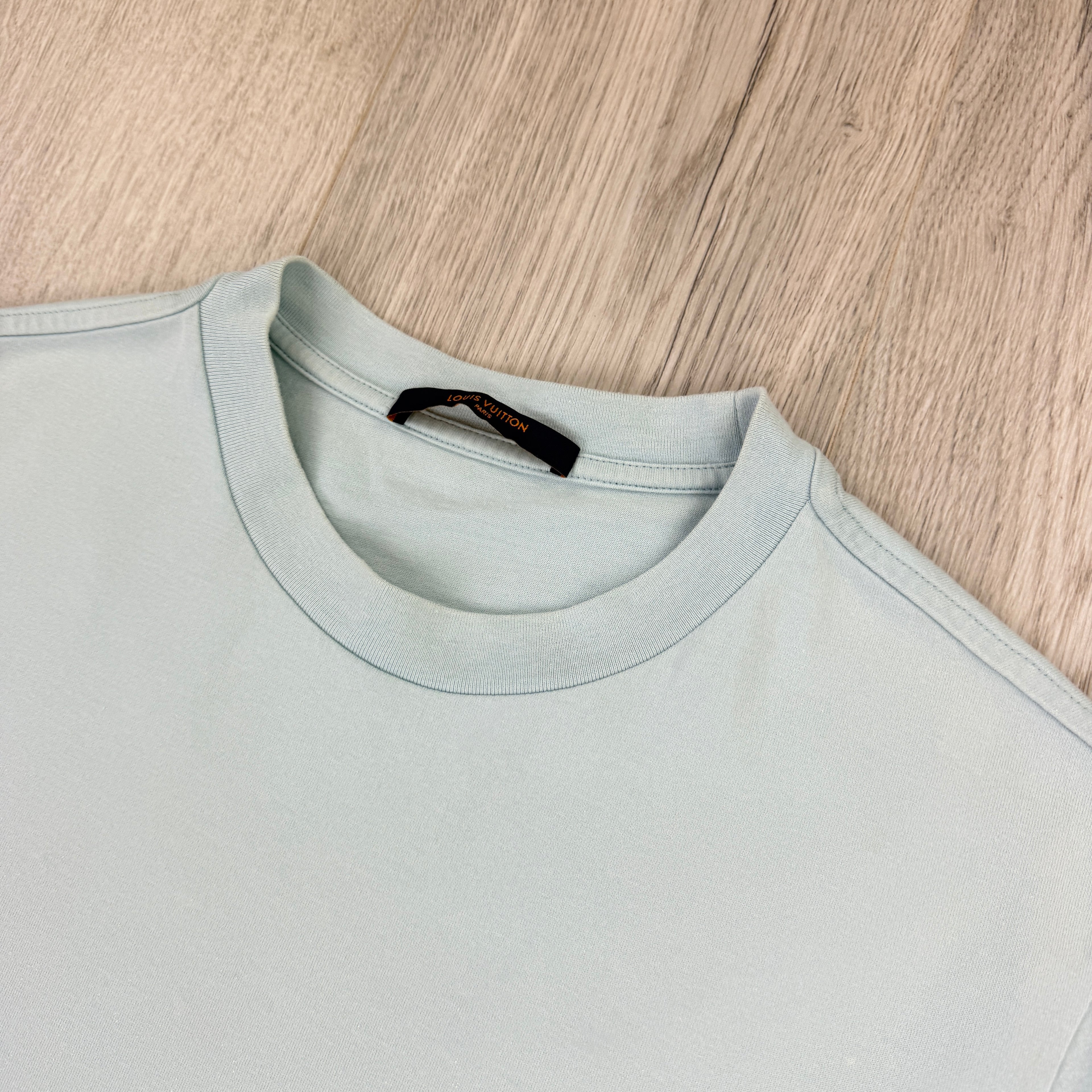 Louis Vuitton Men’s Baby Blue Gradient T-shirt - Large